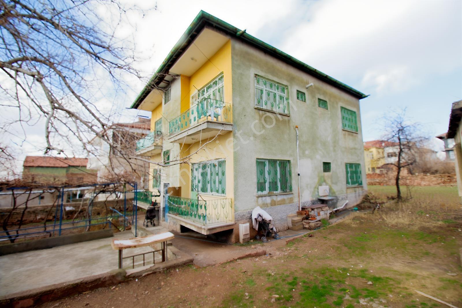 Aksaray Bahçeli Mahallesinde Müstakil Ev Ve Arsası(700m²) — fotoğraf 12