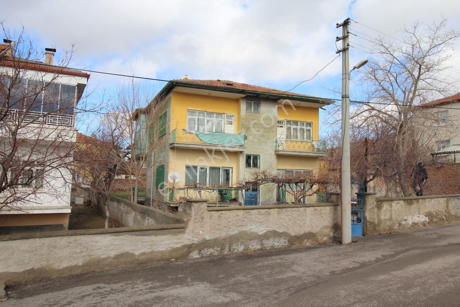 Aksaray Bahçeli Mahallesinde Müstakil Ev Ve Arsası(700m²) — fotoğraf 15