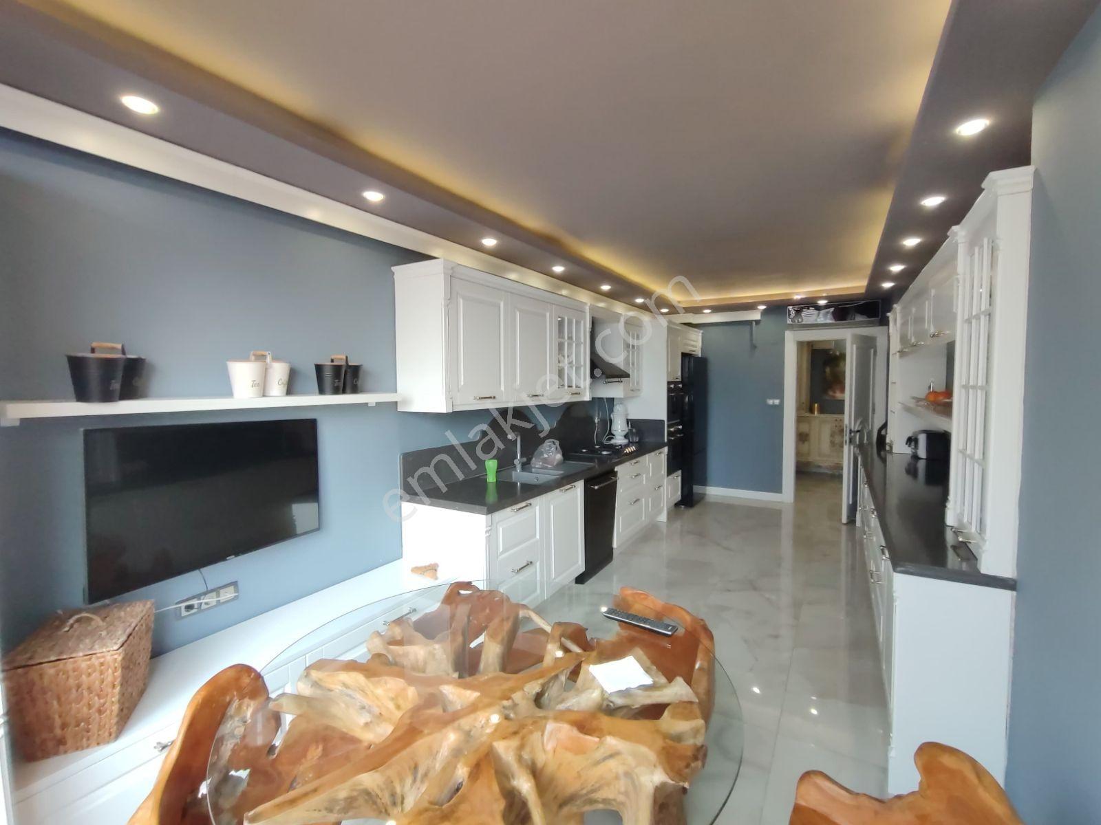 T.ozal Groseri Civ.ultra Lux Dizayn Eksiksiz 3+1 Cazip Satilik — fotoğraf 3