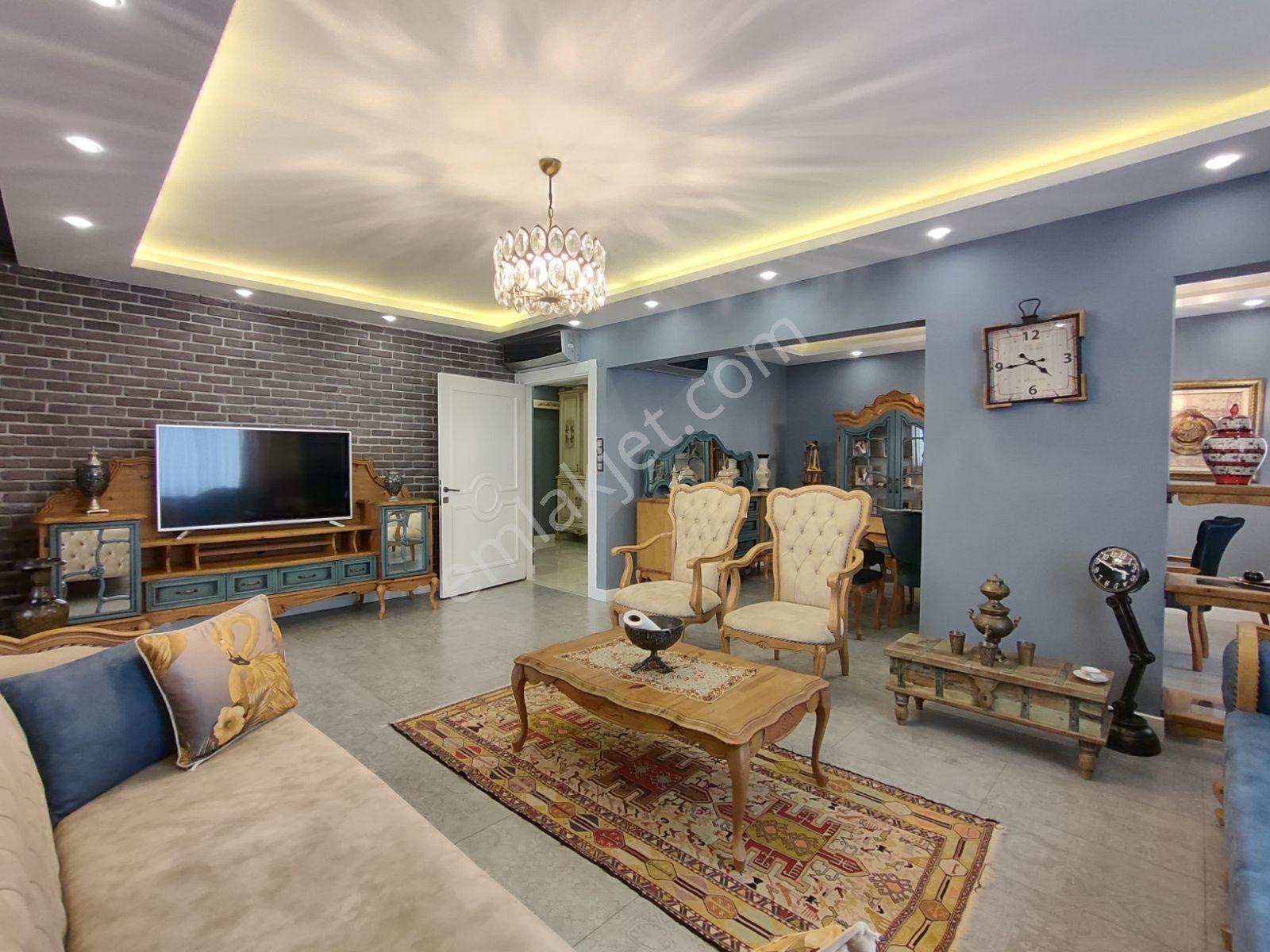T.ozal Groseri Civ.ultra Lux Dizayn Eksiksiz 3+1 Cazip Satilik — fotoğraf 9