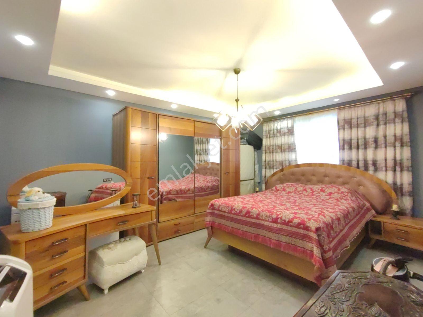 T.ozal Groseri Civ.ultra Lux Dizayn Eksiksiz 3+1 Cazip Satilik — fotoğraf 16