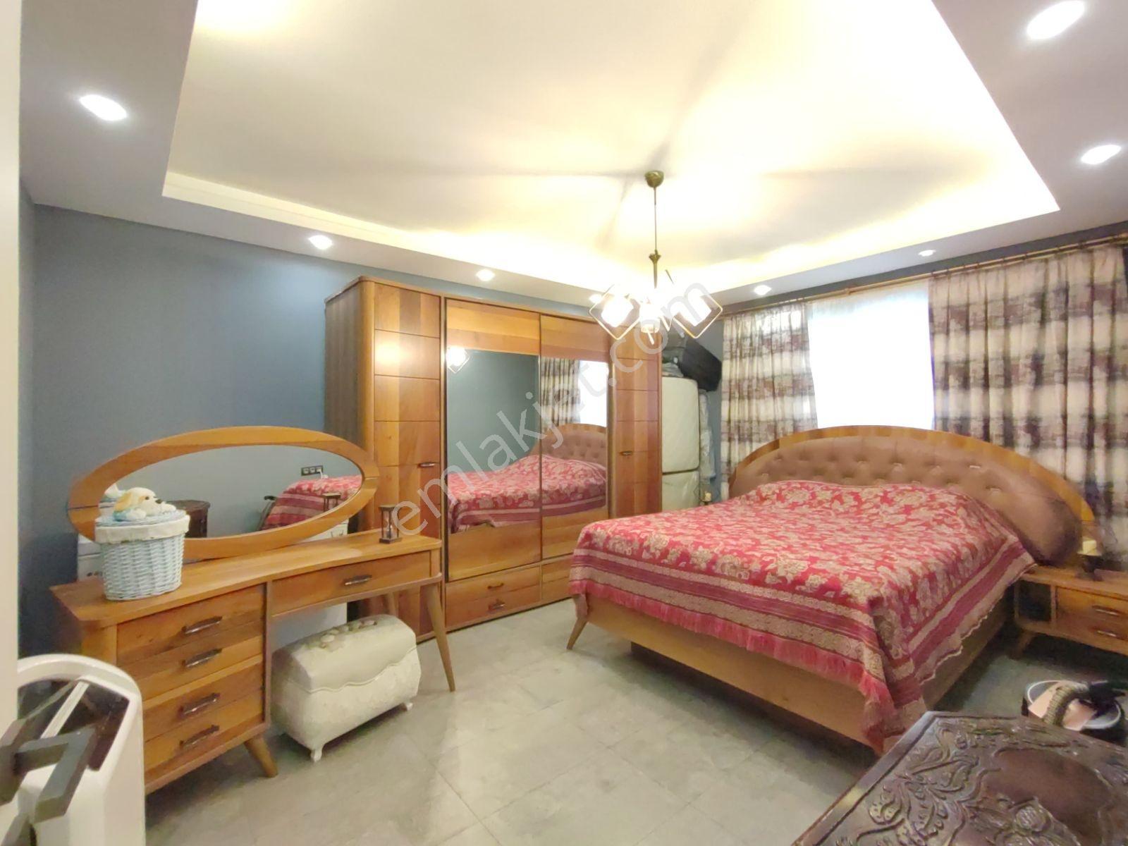 T.ozal Groseri Civ.ultra Lux Dizayn Eksiksiz 3+1 Cazip Satilik — fotoğraf 18