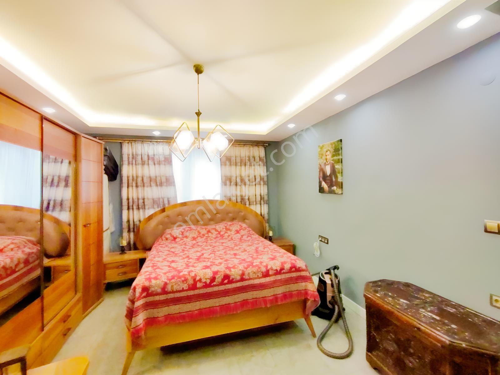 T.ozal Groseri Civ.ultra Lux Dizayn Eksiksiz 3+1 Cazip Satilik — fotoğraf 19