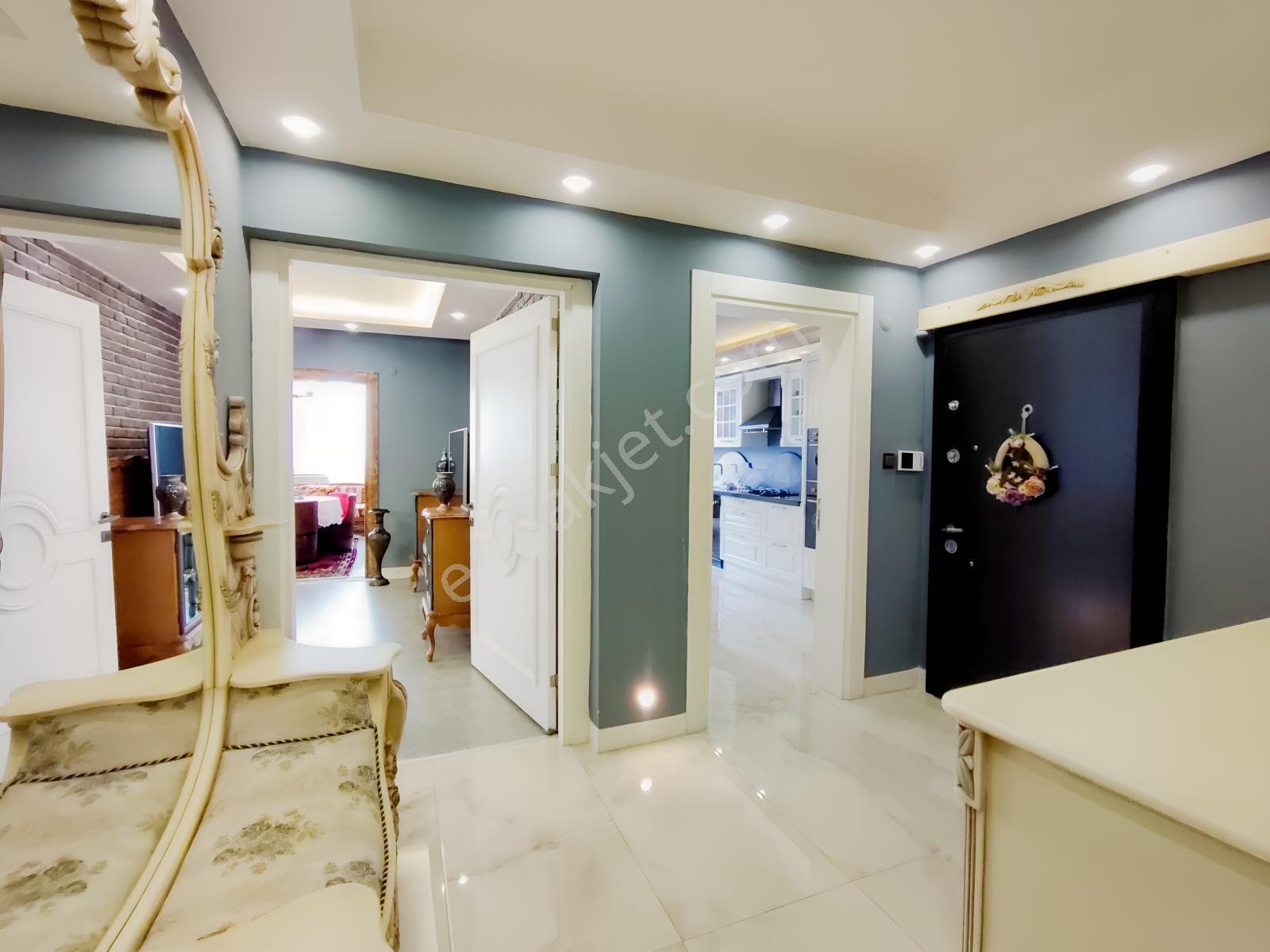 T.ozal Groseri Civ.ultra Lux Dizayn Eksiksiz 3+1 Cazip Satilik — fotoğraf 22