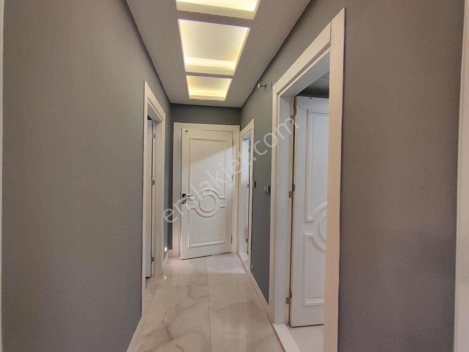 T.ozal Groseri Civ.ultra Lux Dizayn Eksiksiz 3+1 Cazip Satilik — fotoğraf 25
