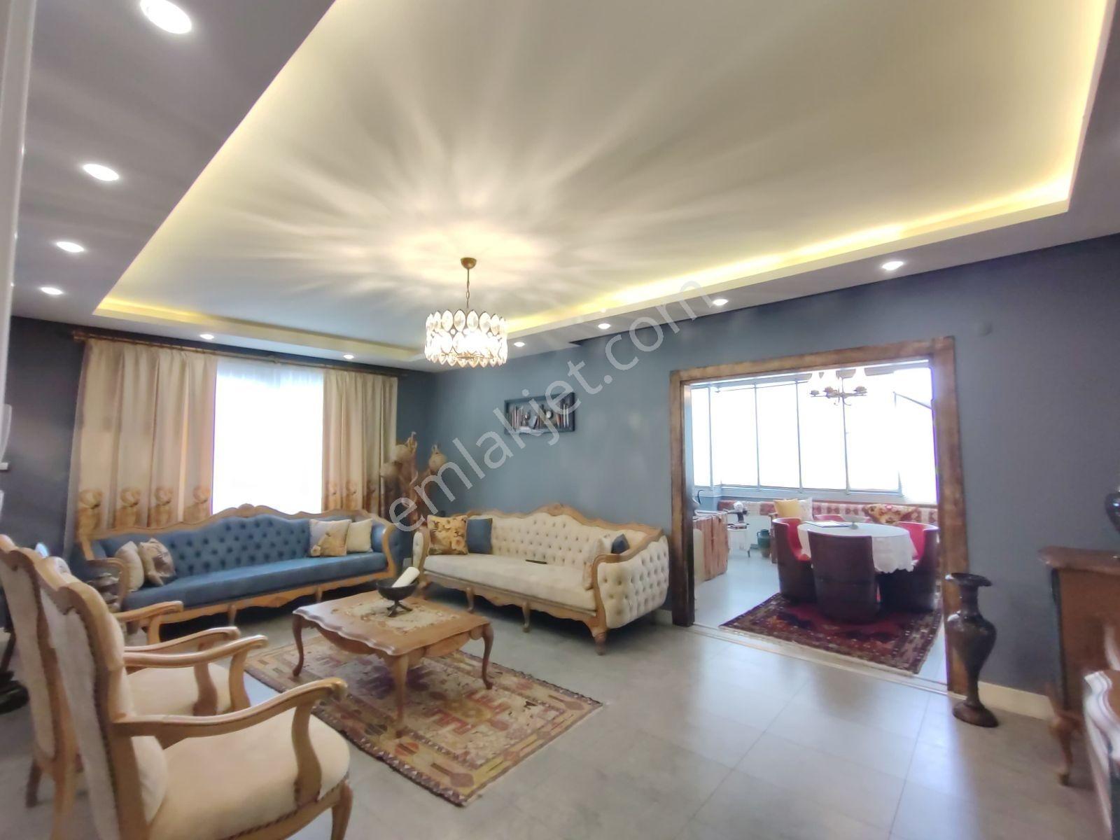 T.ozal Groseri Civ.ultra Lux Dizayn Eksiksiz 3+1 Cazip Satilik — fotoğraf 29