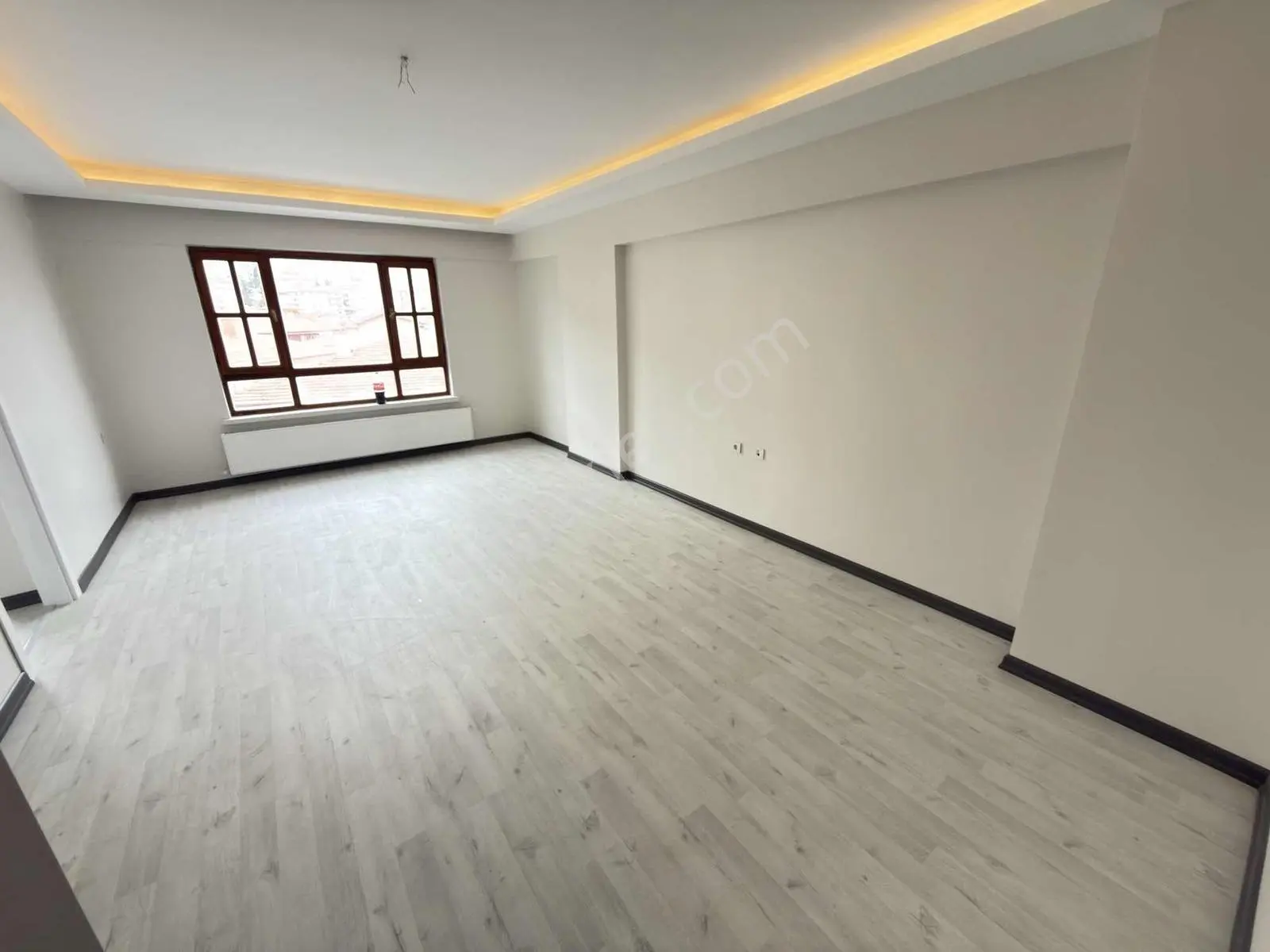 Osmangazi Mah Bölük Caddesi Üzerinde Full Yapılı Manzaralı Daire