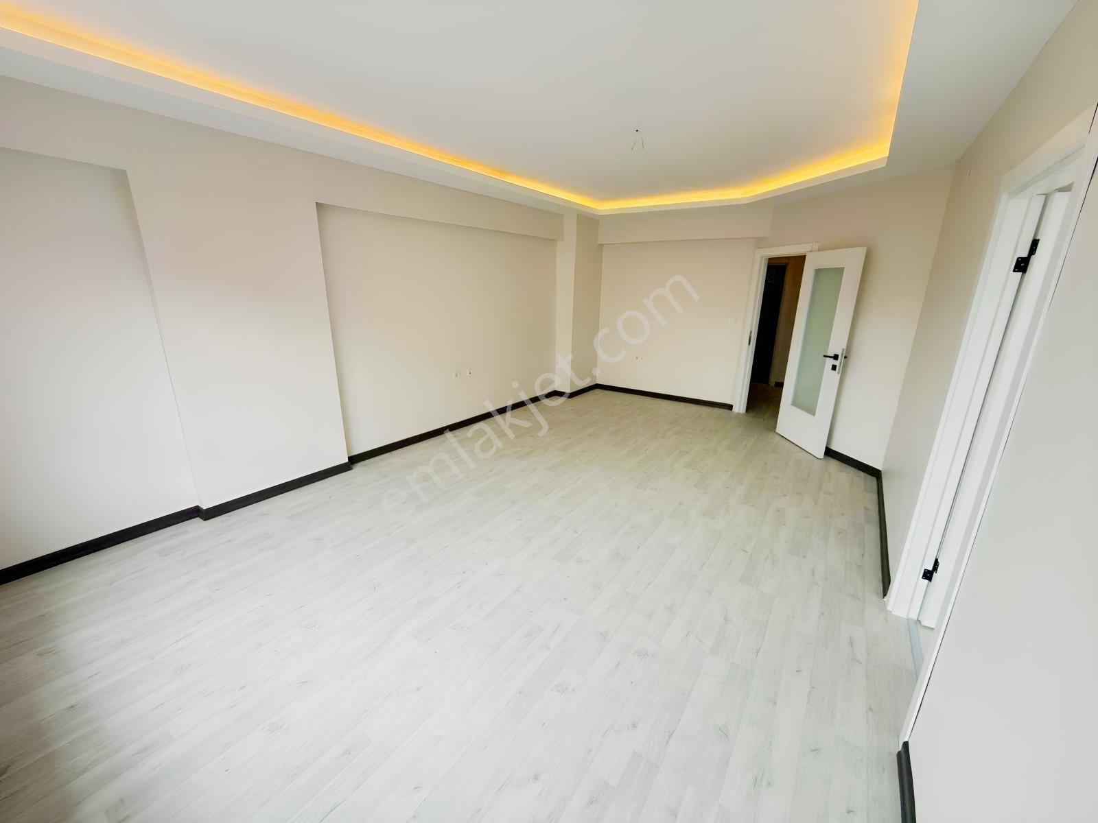 Osmangazi Mah Bölük Caddesi Üzerinde Full Yapılı Manzaralı Daire — fotoğraf 3