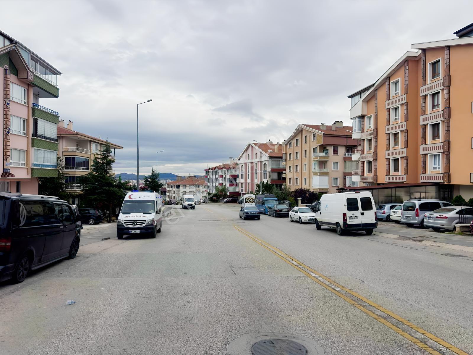 Osmangazi Mah Bölük Caddesi Üzerinde Full Yapılı Manzaralı Daire — fotoğraf 18