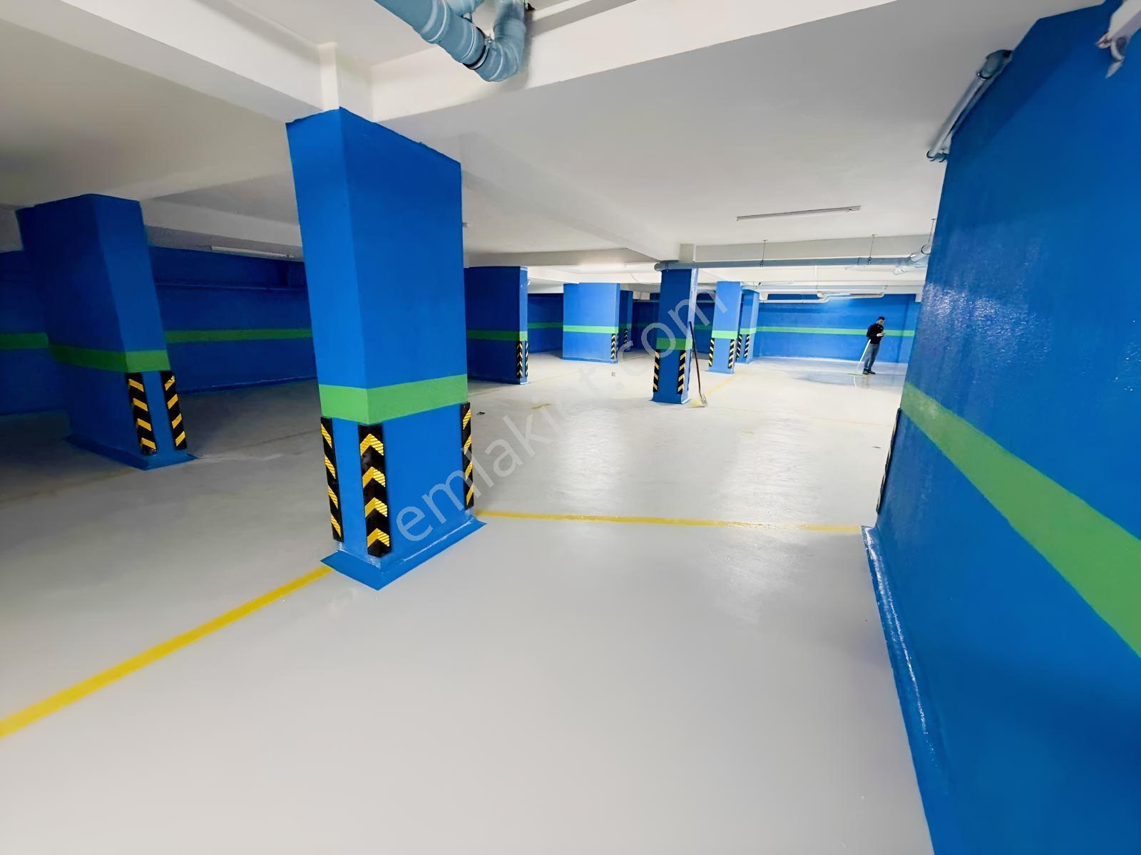 F-l 'den Koşuyolu Altunizade Bağlarbaşı Metro Sitede Sıfır 3+1 — fotoğraf 34