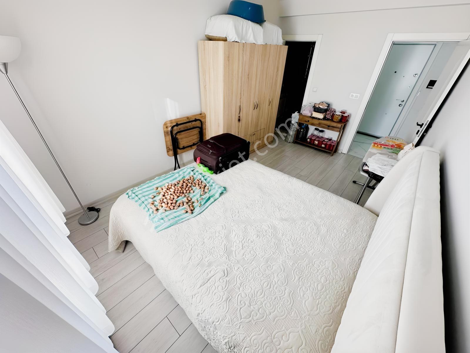 Doradan Altınkumda Satılık 2+1 Full Kredili Ön Cephe Köşe Daire — fotoğraf 31