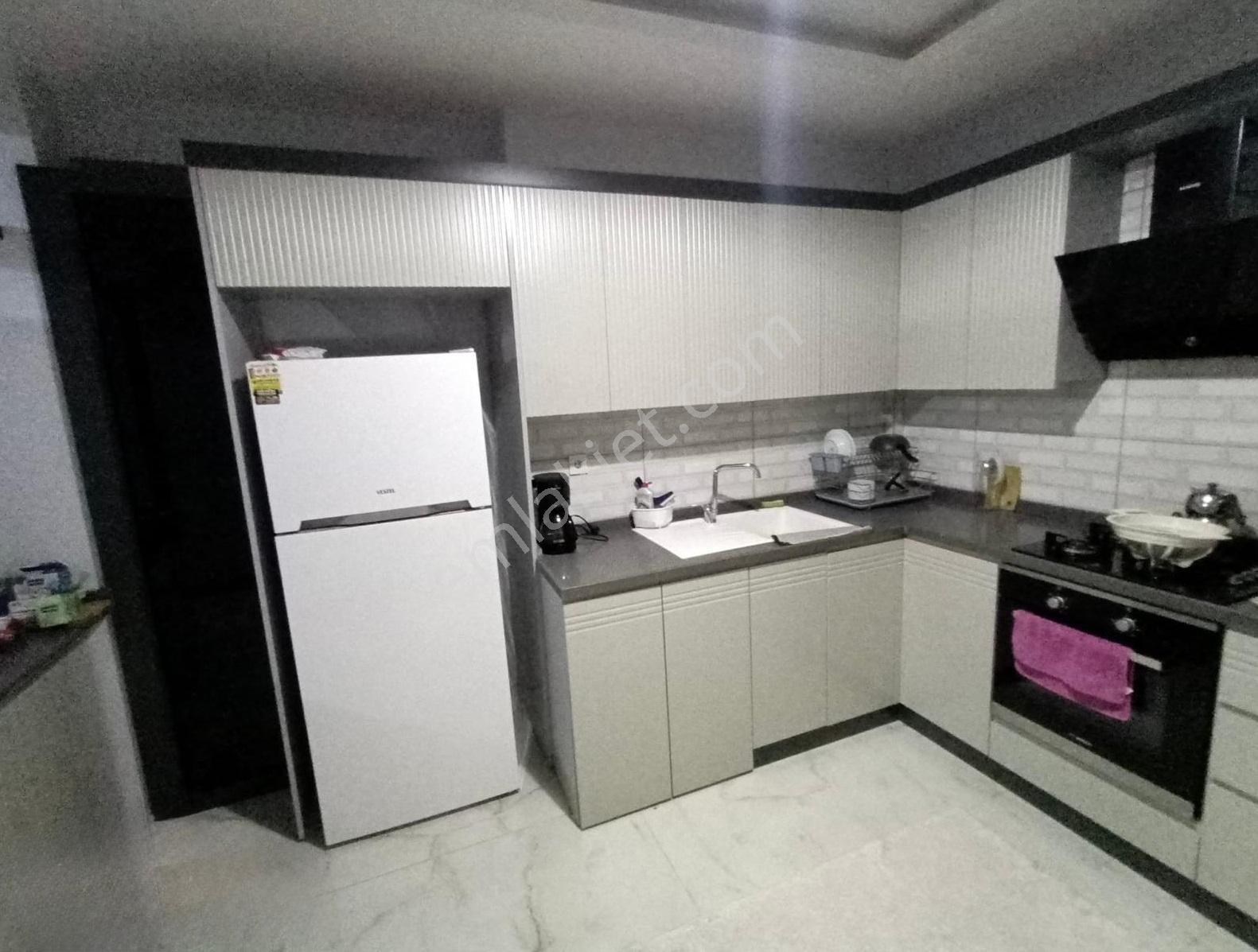 Kantar Kavşağı Civarı Satılık 2+1 Daire