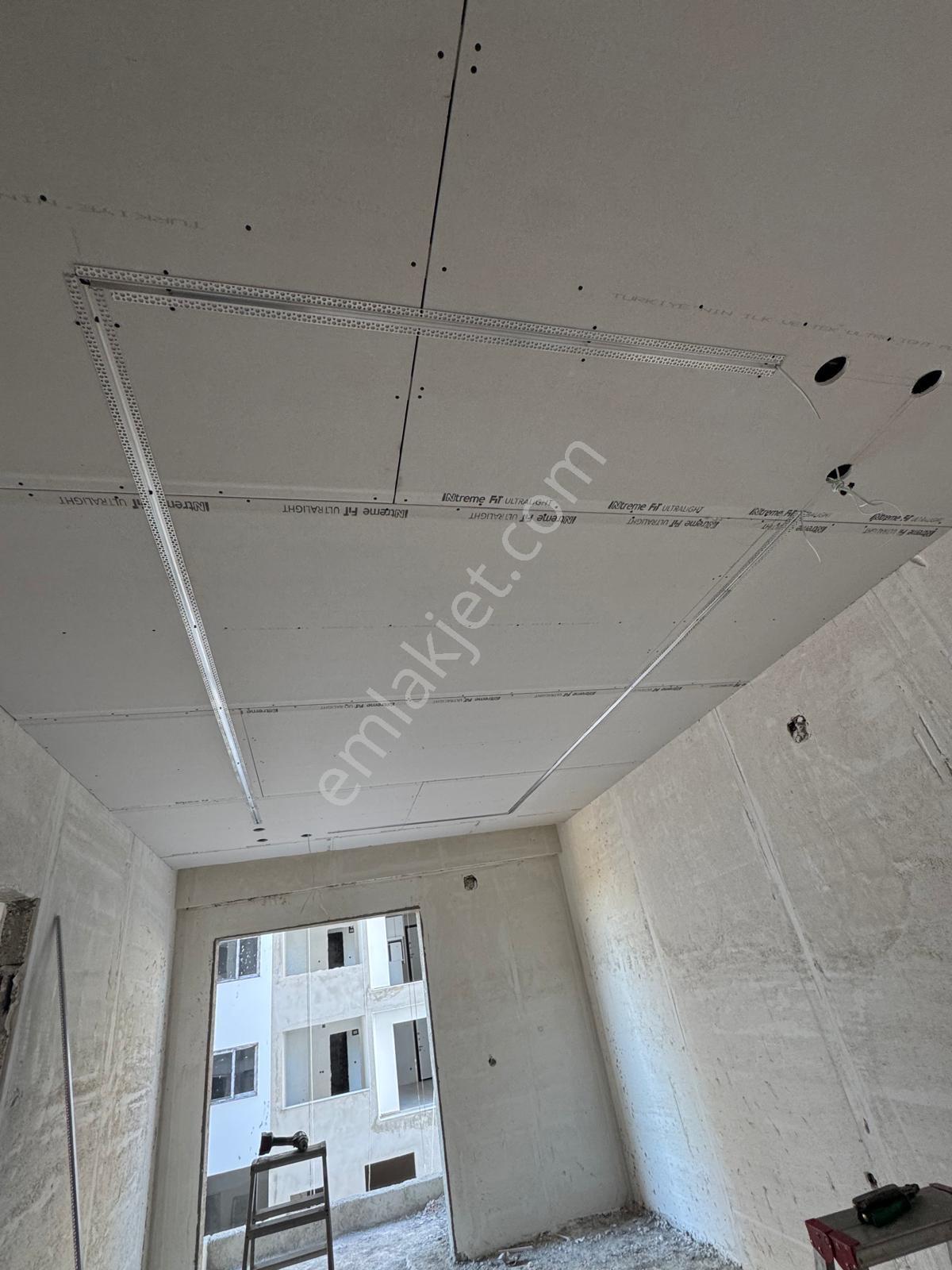 Gültepe Mah Yerden Isıtmalı Düşük Katlı Satılık 1+1 Daire — fotoğraf 3