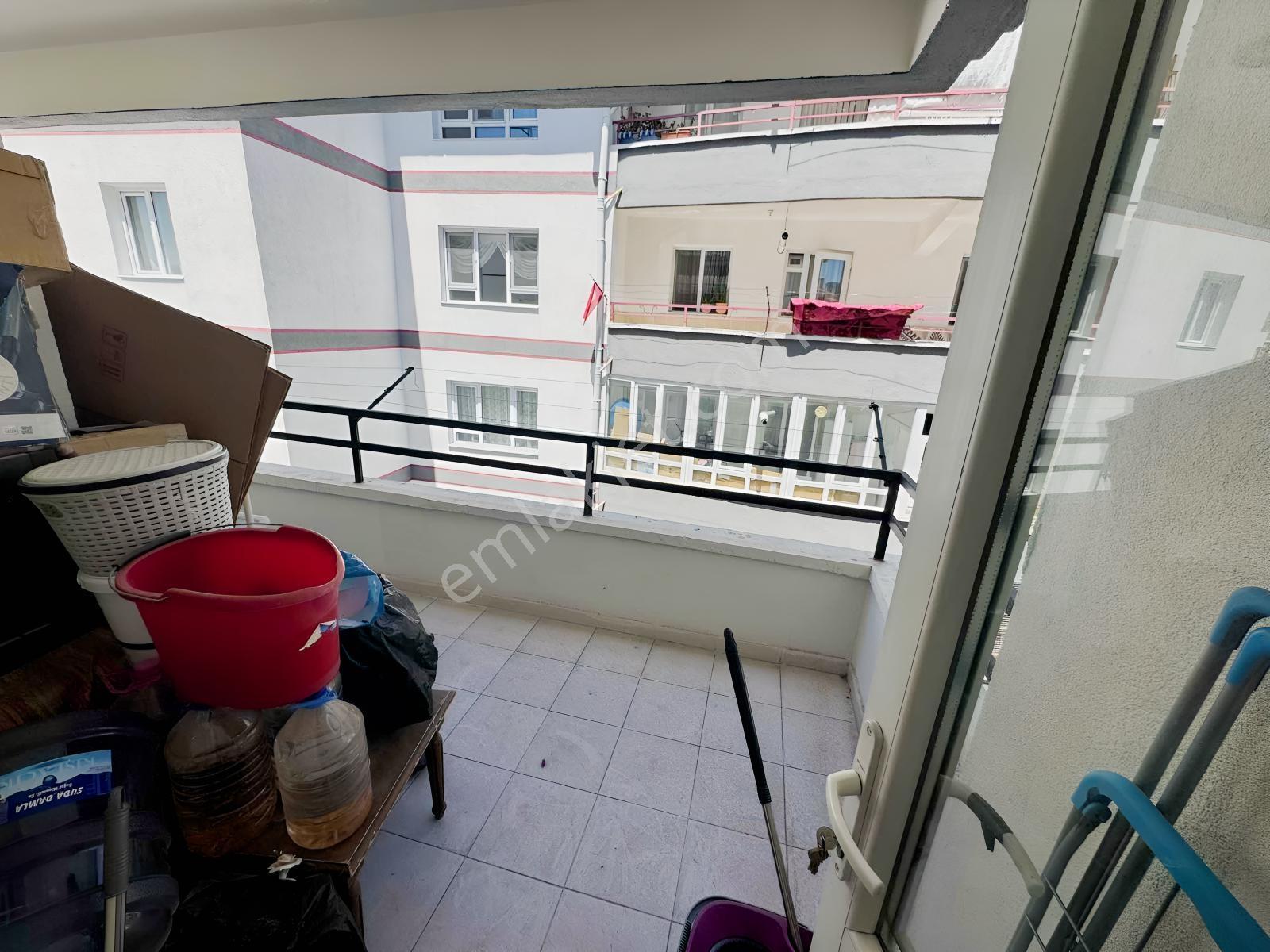 Akdere Merkezde Satılık 3+1 Daire — fotoğraf 6
