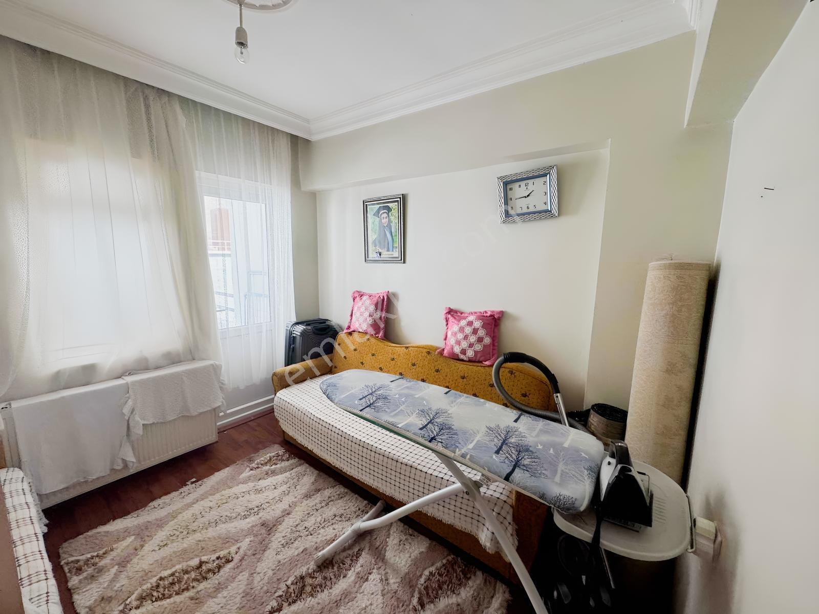 Akdere Merkezde Satılık 3+1 Daire — fotoğraf 14