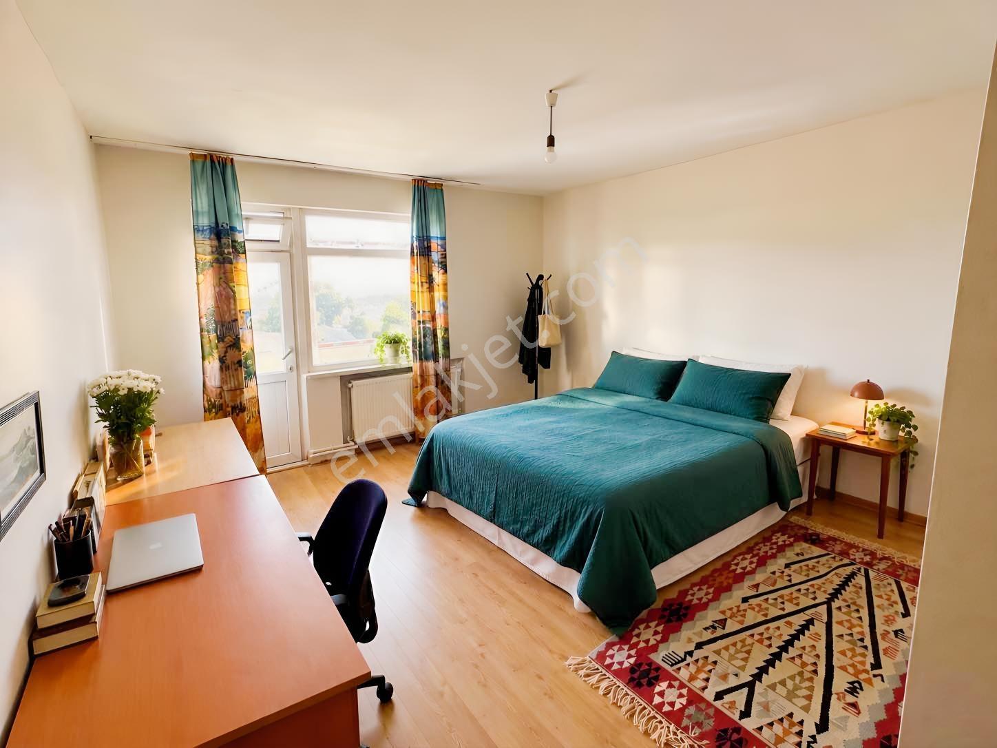Cadde Üzerinde 3+1 Satılık Daire — fotoğraf 3