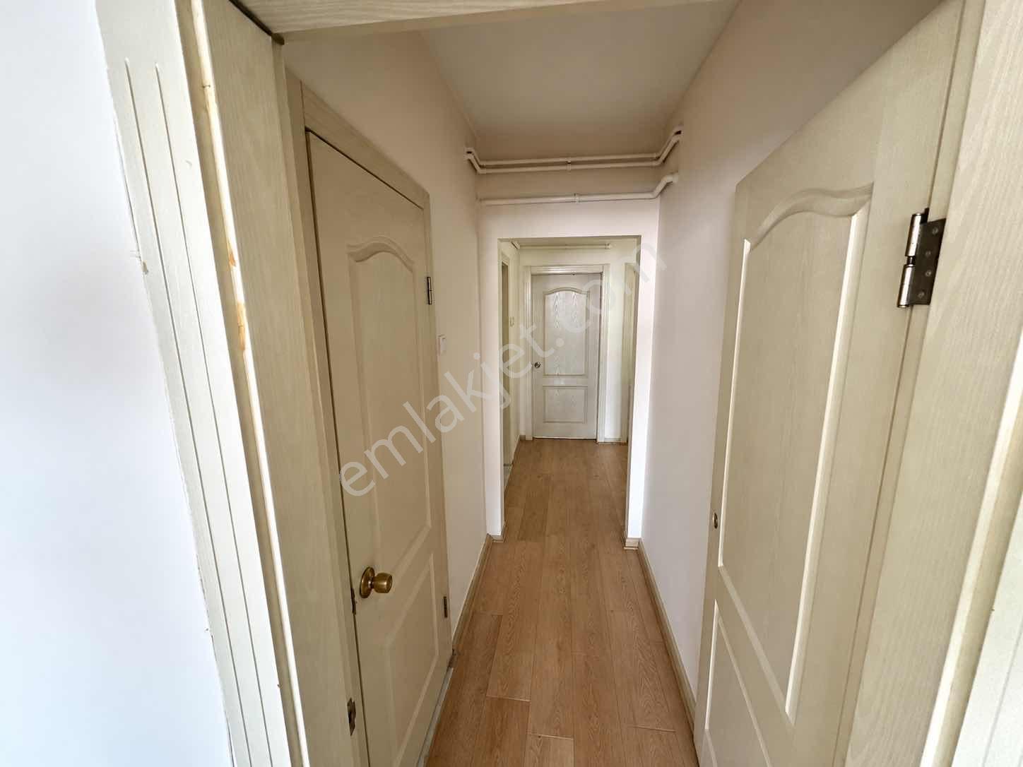 Cadde Üzerinde 3+1 Satılık Daire — fotoğraf 6