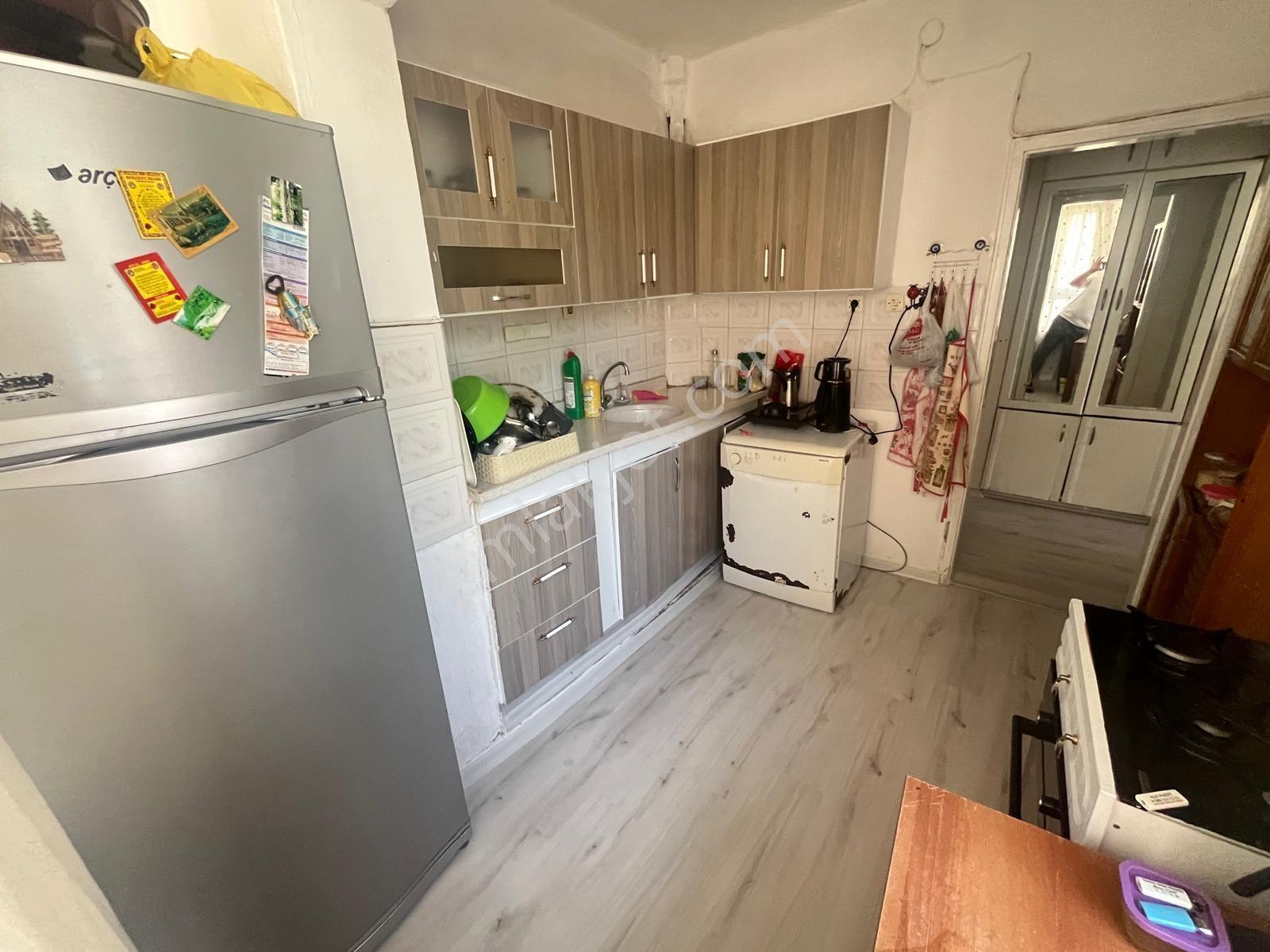 Prestij'den Hamidiye'de Ayrı Mutfak Geniş Oturumlu 2+1 Daire — fotoğraf 2
