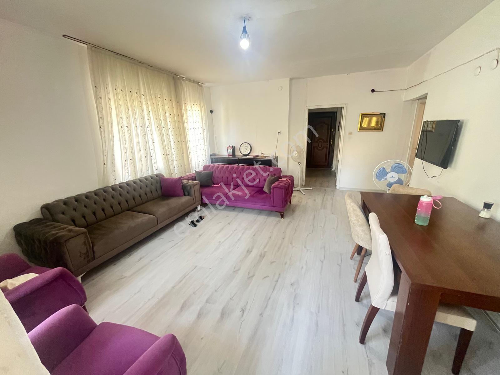 Prestij'den Hamidiye'de Ayrı Mutfak Geniş Oturumlu 2+1 Daire — fotoğraf 5