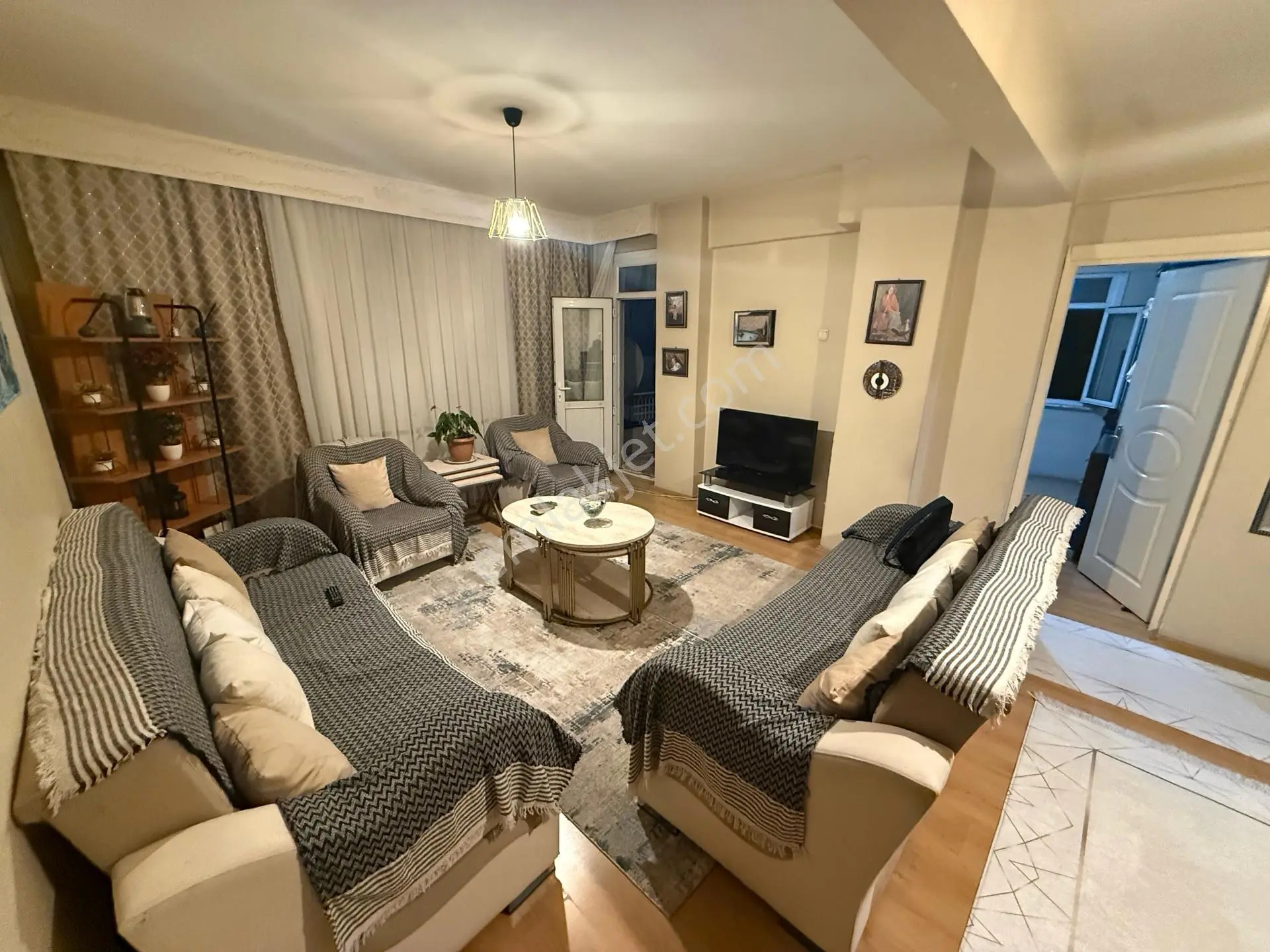 Şirinevler Meydanda 2+1 Satılık 4. Kat Krediye Uygun Daire — fotoğraf 6