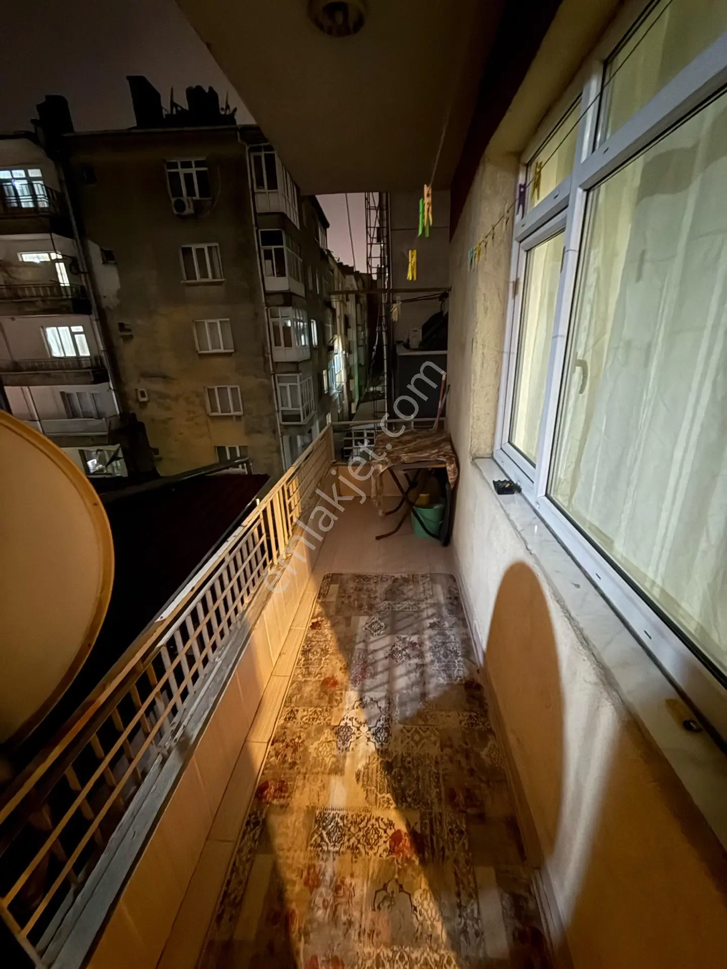 Şirinevler Meydanda 2+1 Satılık 4. Kat Krediye Uygun Daire — fotoğraf 10