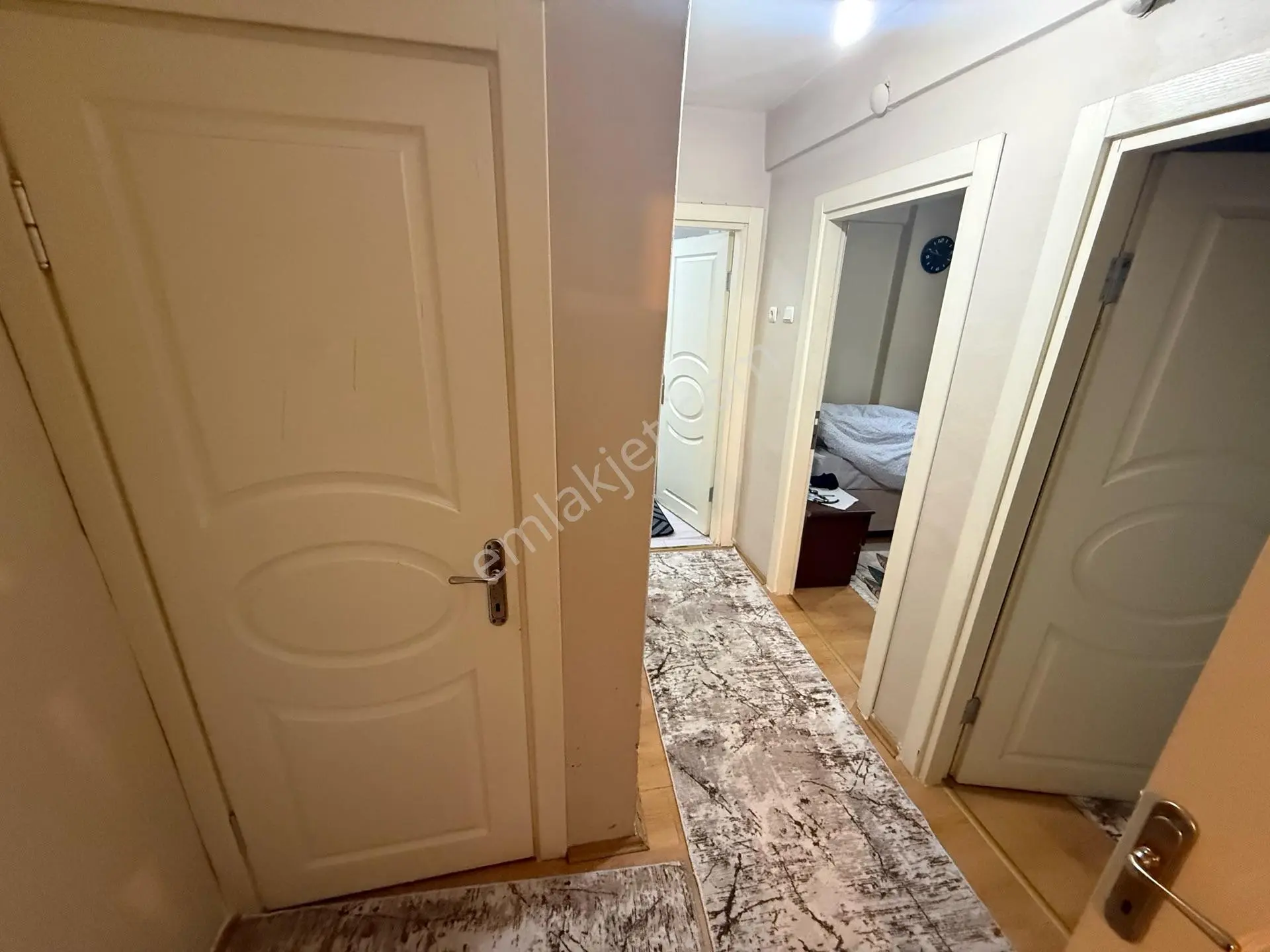 Şirinevler Meydanda 2+1 Satılık 4. Kat Krediye Uygun Daire — fotoğraf 18