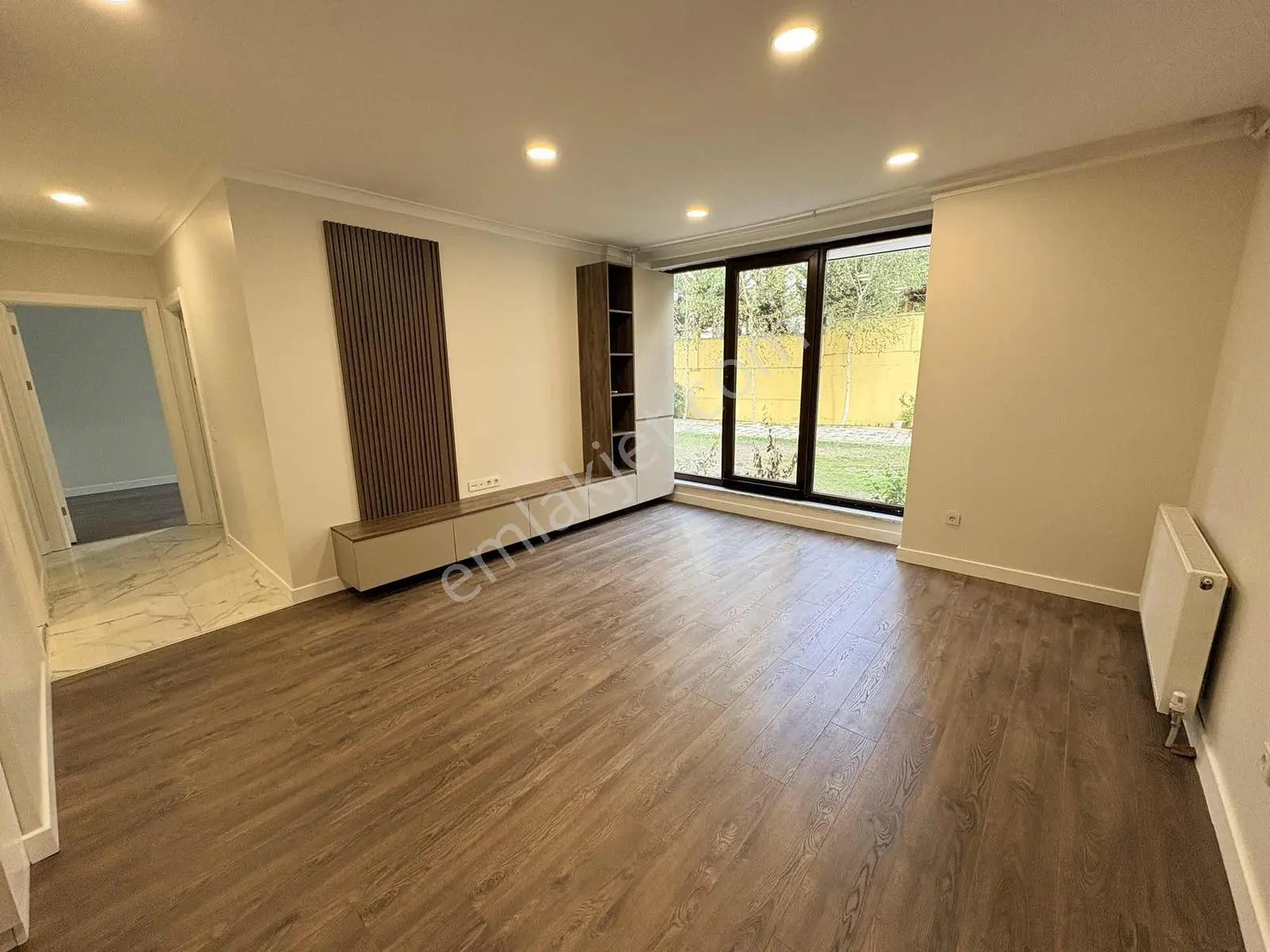 Kozyatağında 2+1 Yeni Binada Net 75 M2 Satılık Daire — fotoğraf 2