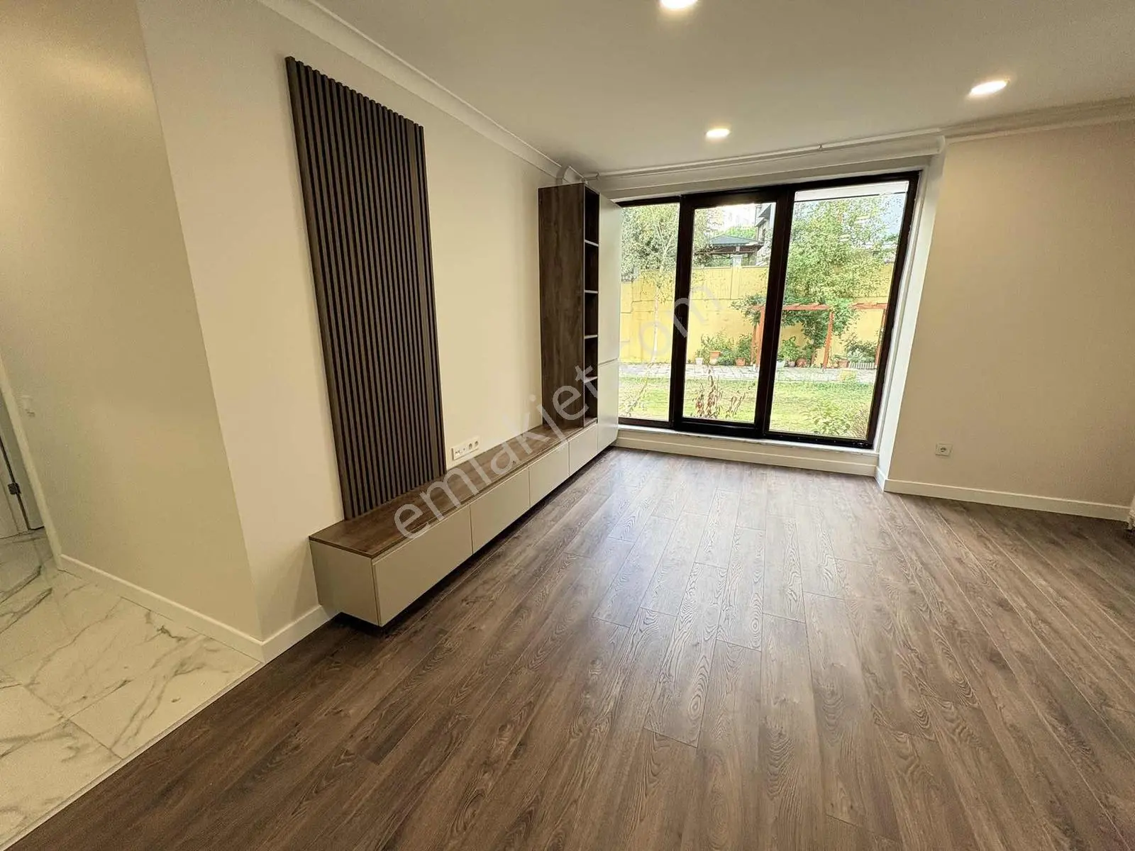 Kozyatağında 2+1 Yeni Binada Net 75 M2 Satılık Daire — fotoğraf 3