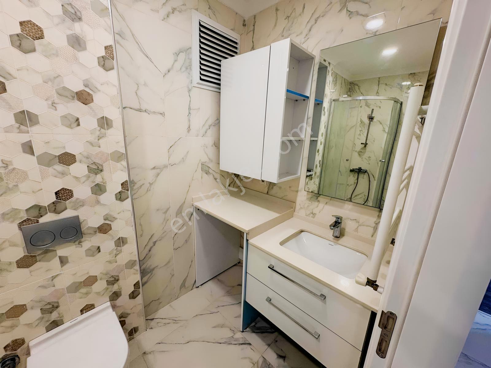 Kozyatağında 2+1 Yeni Binada Net 75 M2 Satılık Daire — fotoğraf 6