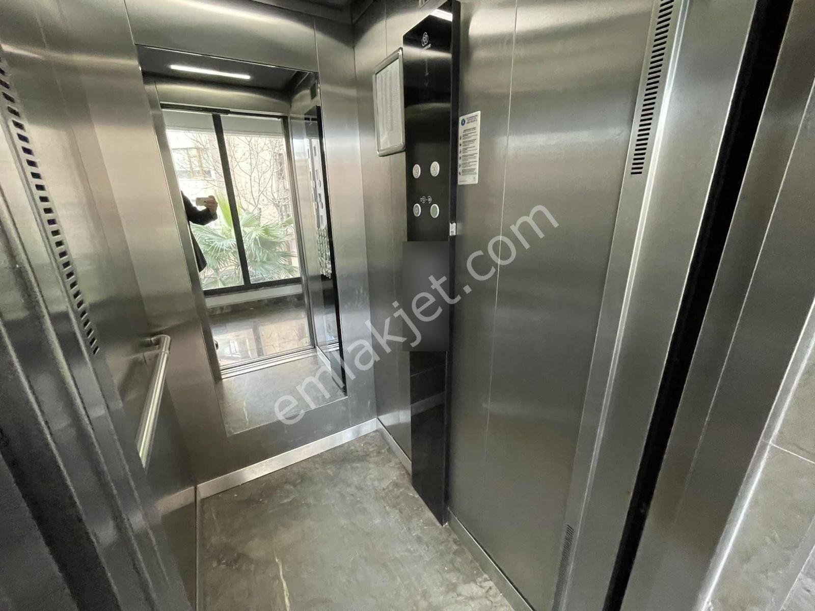Bostancıda Genç Binada Kaçırılmayacak 2+1 Satılık Daire — fotoğraf 25
