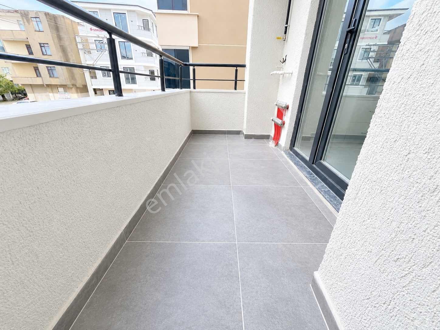 Nenehatun Mah. Tek Daire Üzeri Asansörlü 3+1 Arakat — fotoğraf 4
