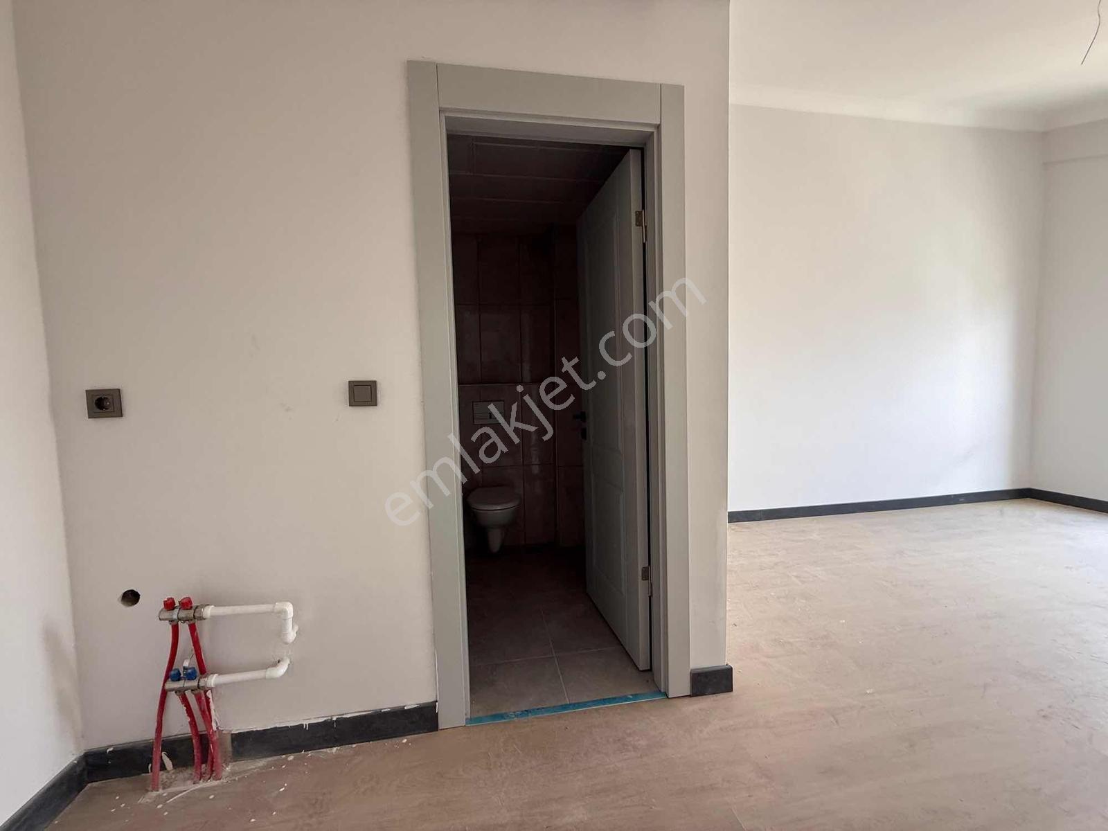 Alaçatı'dan/çatı Eğimsiz/vadi Manzaralı/çift Banyolu/3+1 Daire — fotoğraf 16