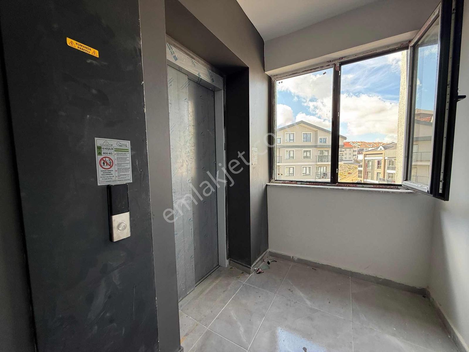 Alaçatı'dan/çatı Eğimsiz/vadi Manzaralı/çift Banyolu/3+1 Daire — fotoğraf 26