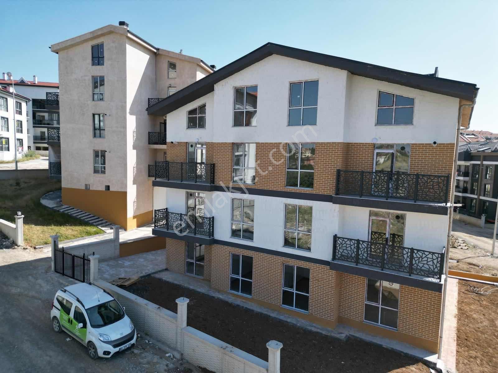 Alaçatı'dan/çatı Eğimsiz/vadi Manzaralı/çift Banyolu/3+1 Daire — fotoğraf 27
