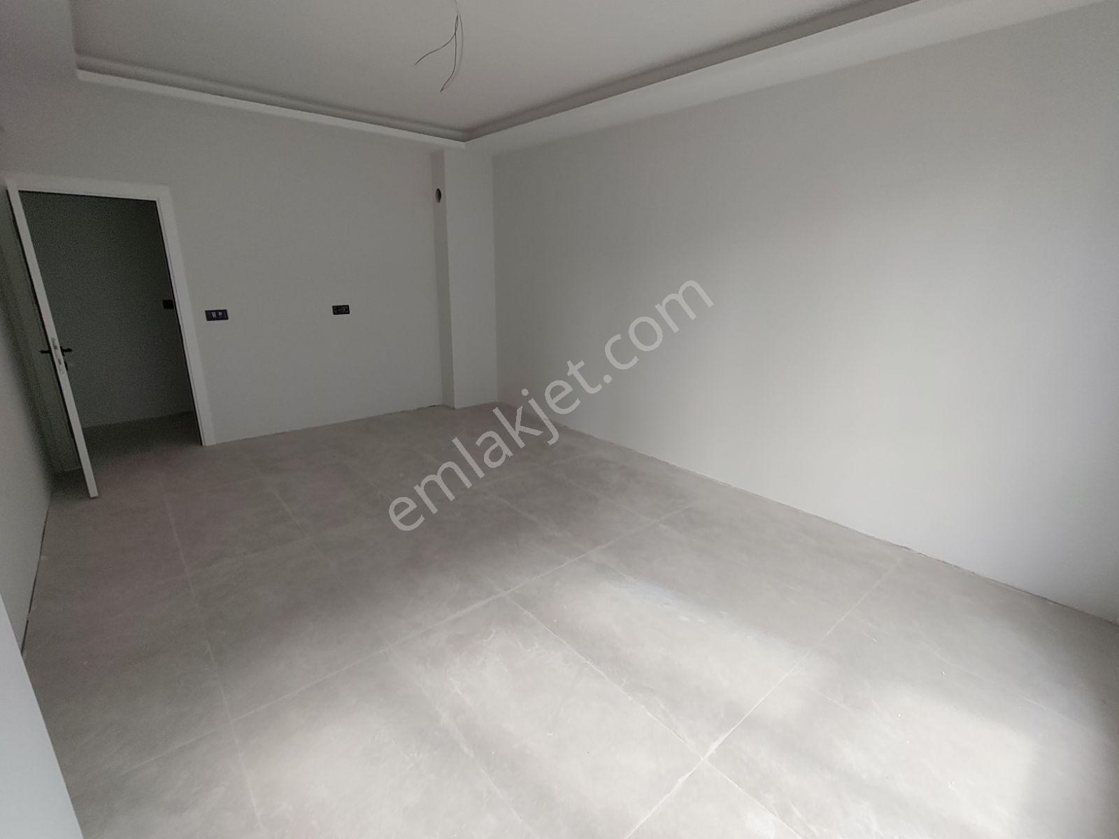 Turgay Şahin Gayrimenkul Dan Lozanevler Civarı Sıfır Geniş 3+1 — fotoğraf 12