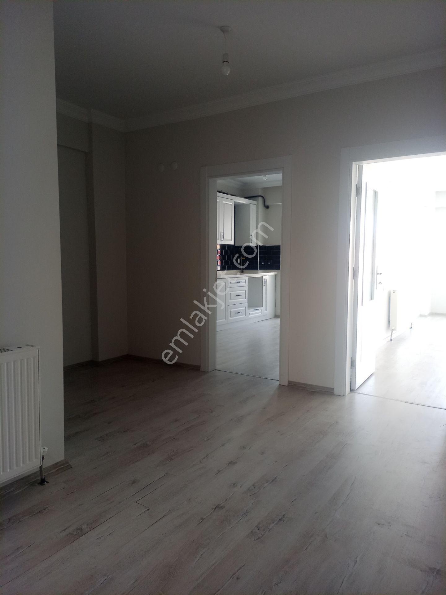 Suluova Yeni Mahallesi'nde 2+1 Bakımlı Satılık Daire — fotoğraf 20
