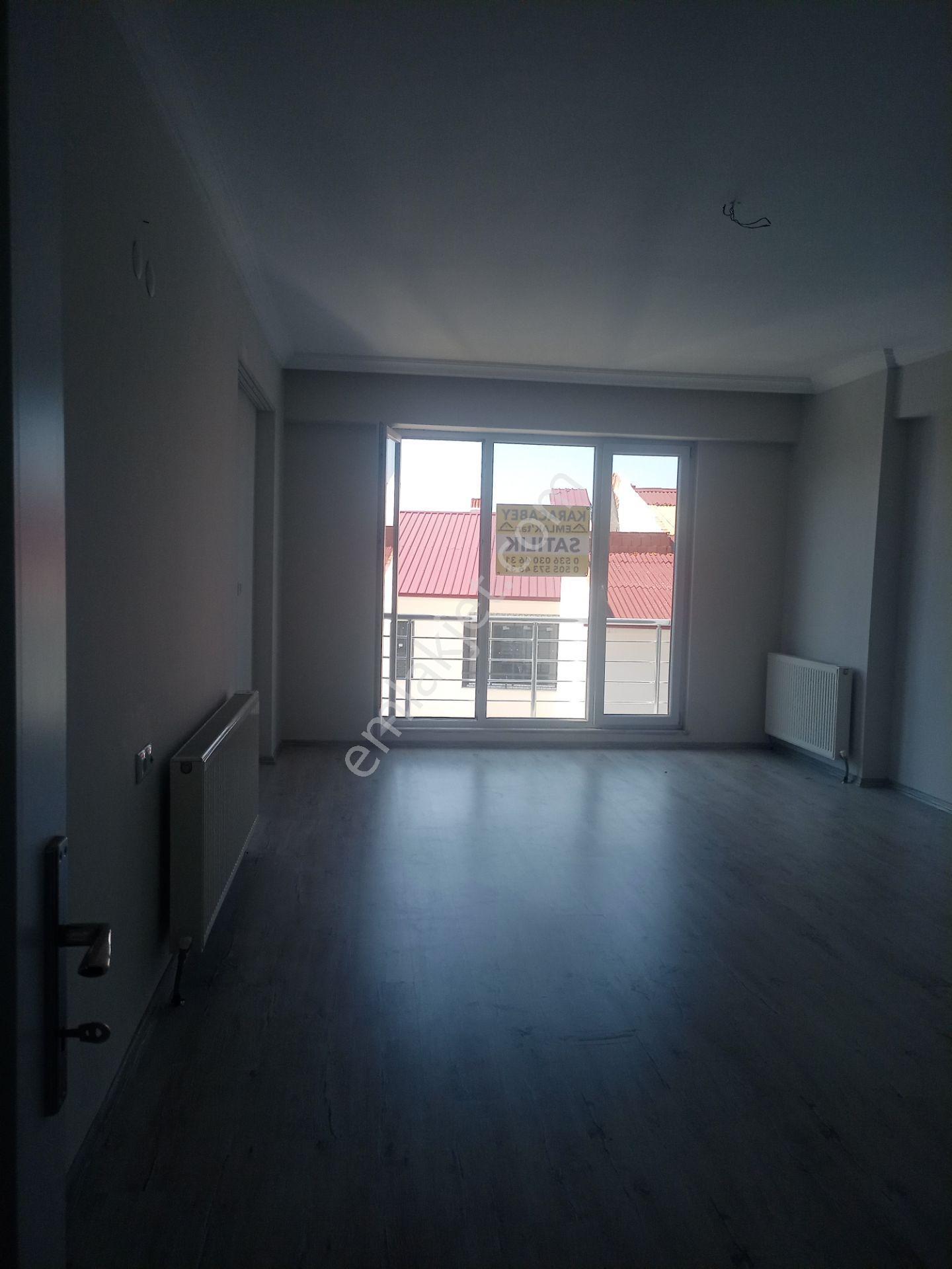 Suluova Yeni Mahallesi'nde 2+1 Bakımlı Satılık Daire — fotoğraf 34