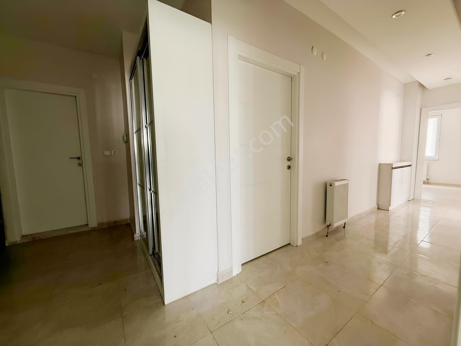 Osmancık Caddesi Üzeri Satılık 3+1 Daire — fotoğraf 7