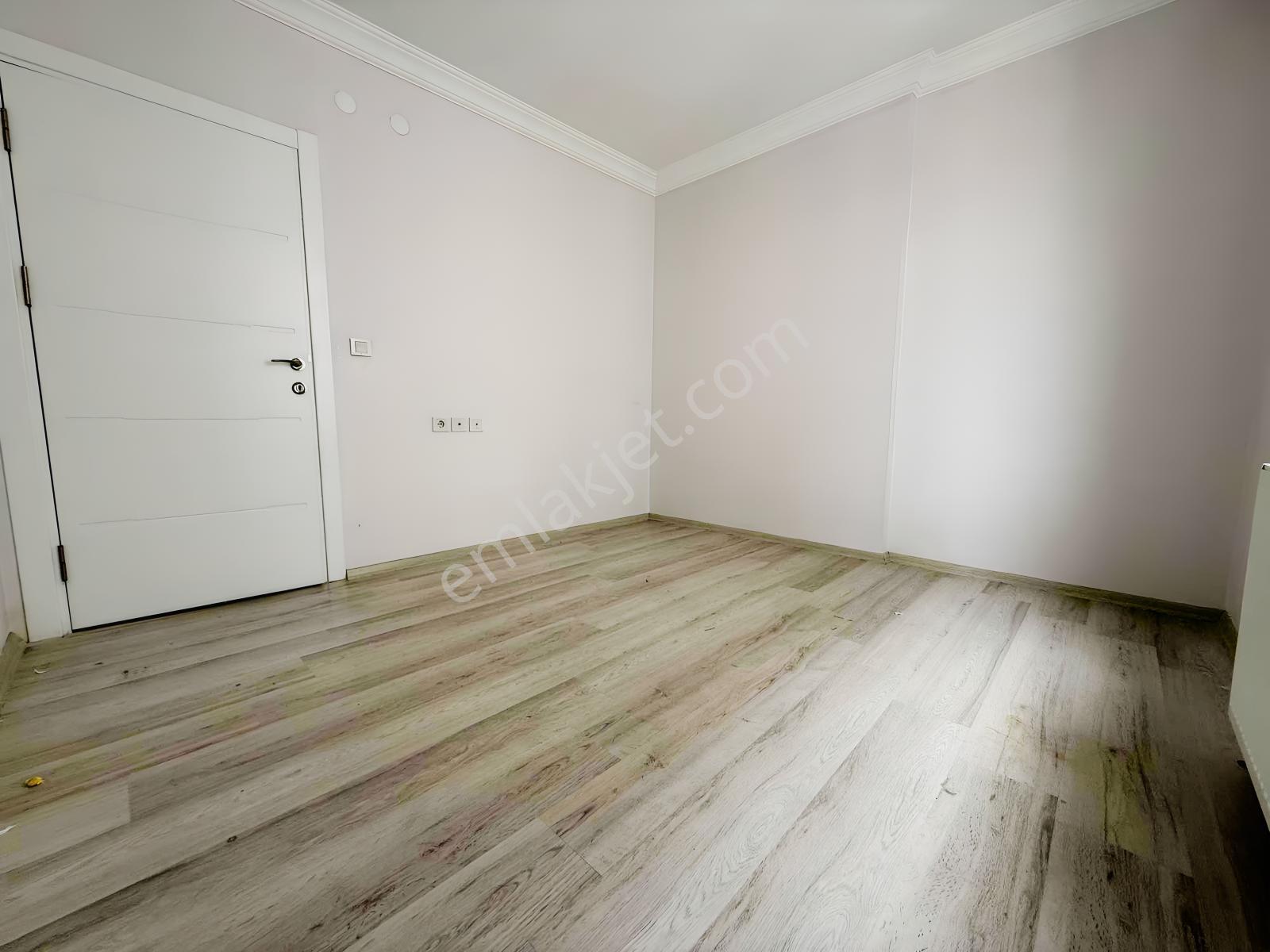 Osmancık Caddesi Üzeri Satılık 3+1 Daire — fotoğraf 16