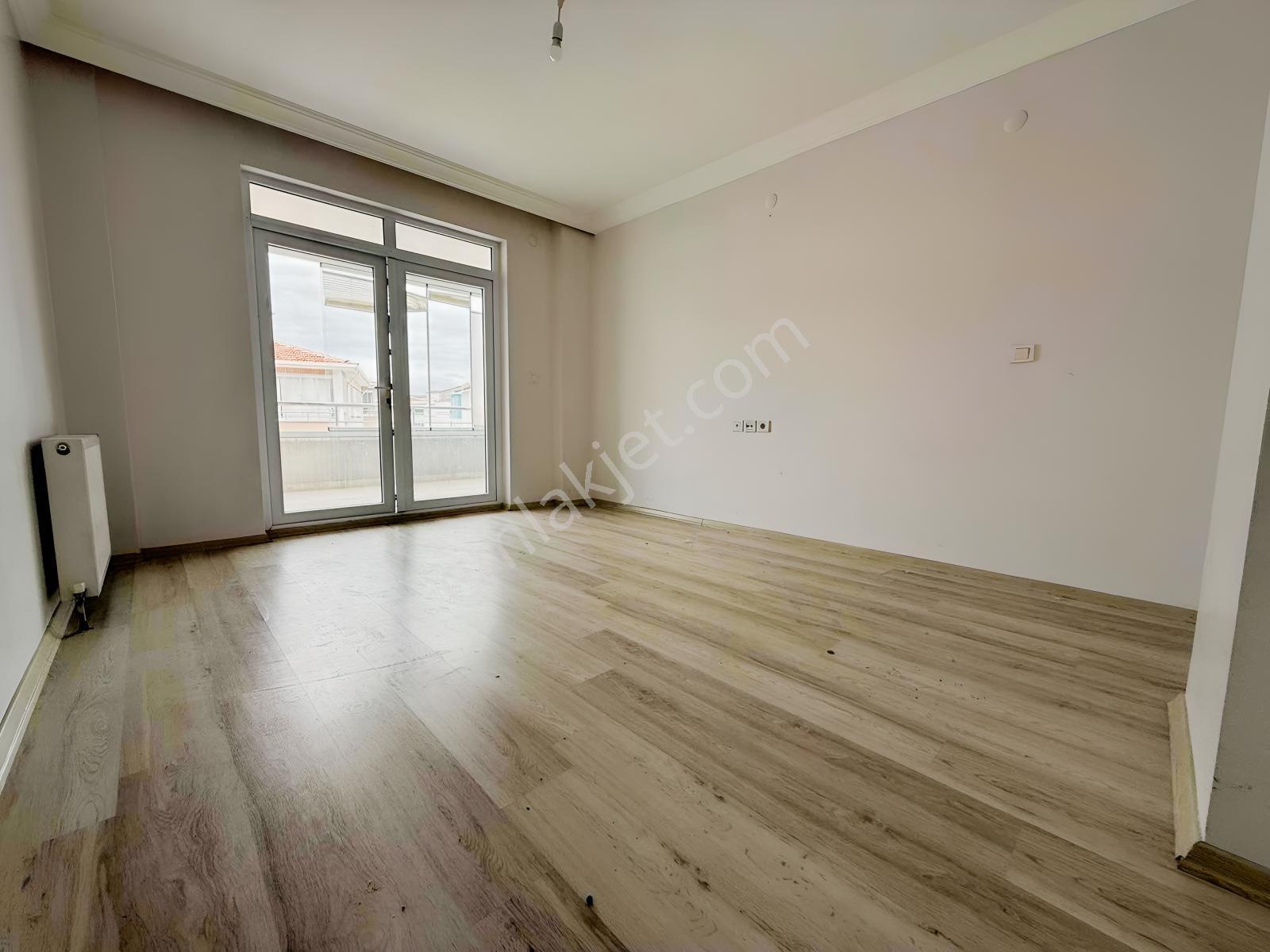 Osmancık Caddesi Üzeri Satılık 3+1 Daire — fotoğraf 22