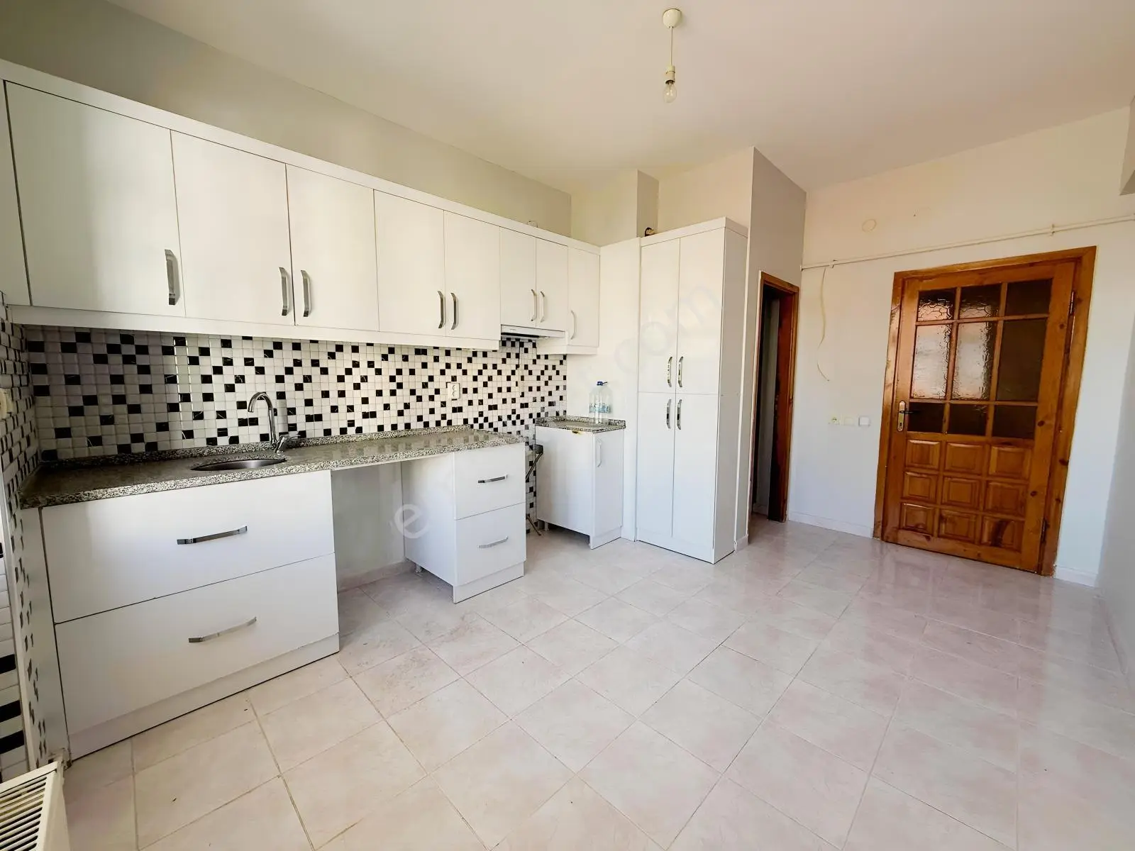Bahçelievler Migros Karşışı 3+1 Geniş Satılık Daire — fotoğraf 6