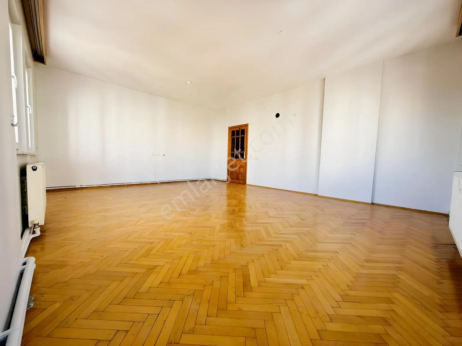 Bahçelievler Migros Karşışı 3+1 Geniş Satılık Daire — fotoğraf 13