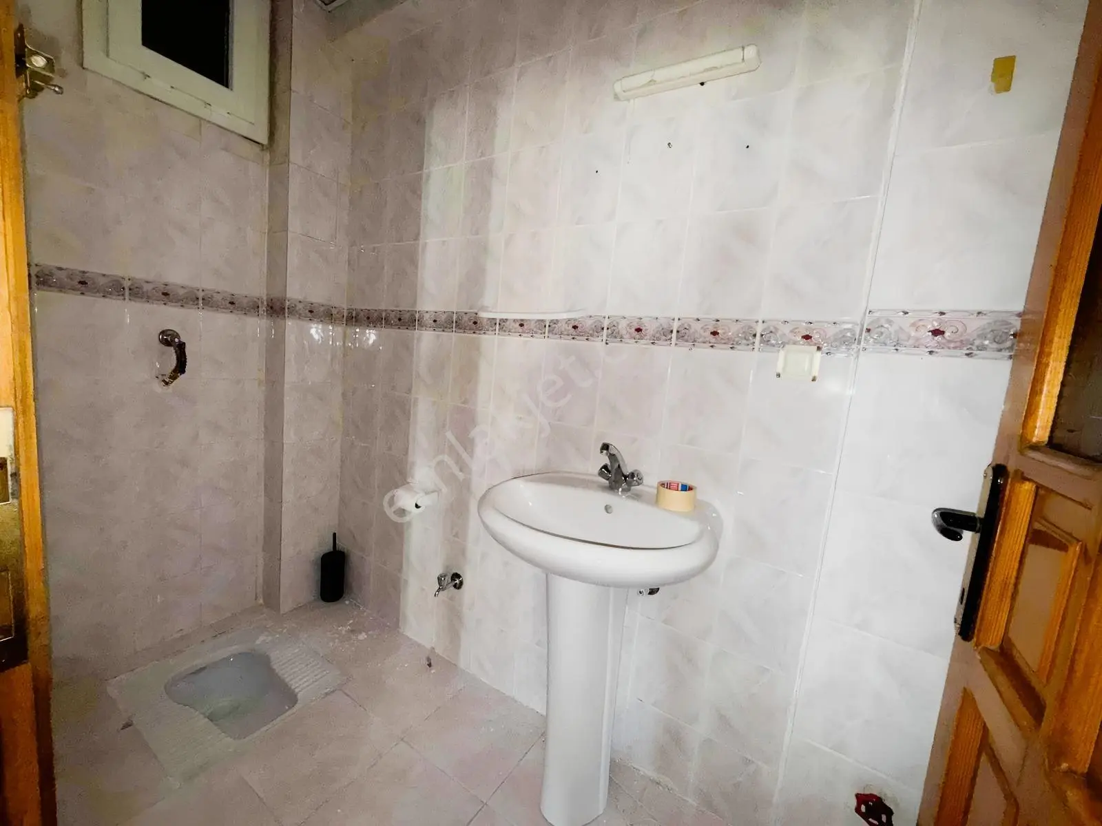 Bahçelievler Migros Karşışı 3+1 Geniş Satılık Daire — fotoğraf 16