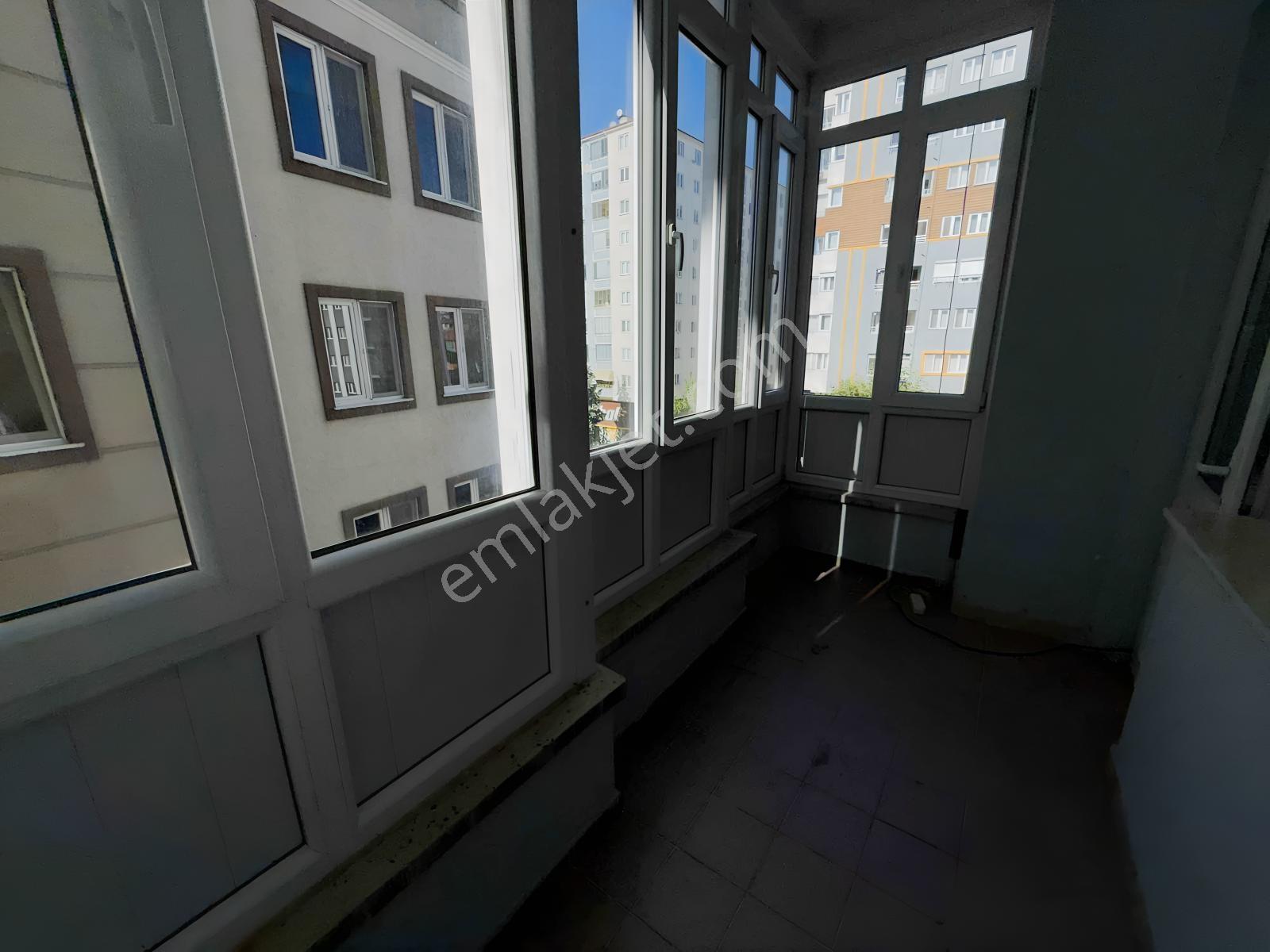 Bahçelievler Migros Karşışı 3+1 Geniş Satılık Daire — fotoğraf 23