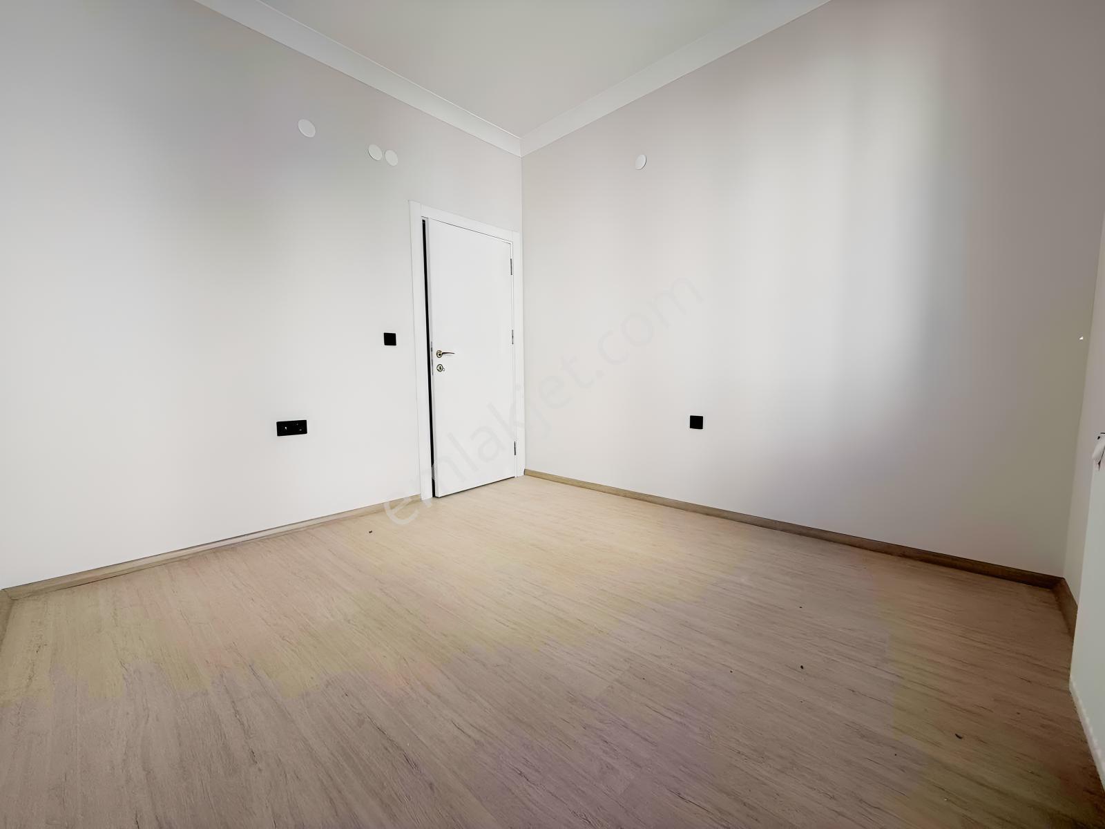 Bahçeli Evlerde Satılık 3+1 Uygun Daire — fotoğraf 14