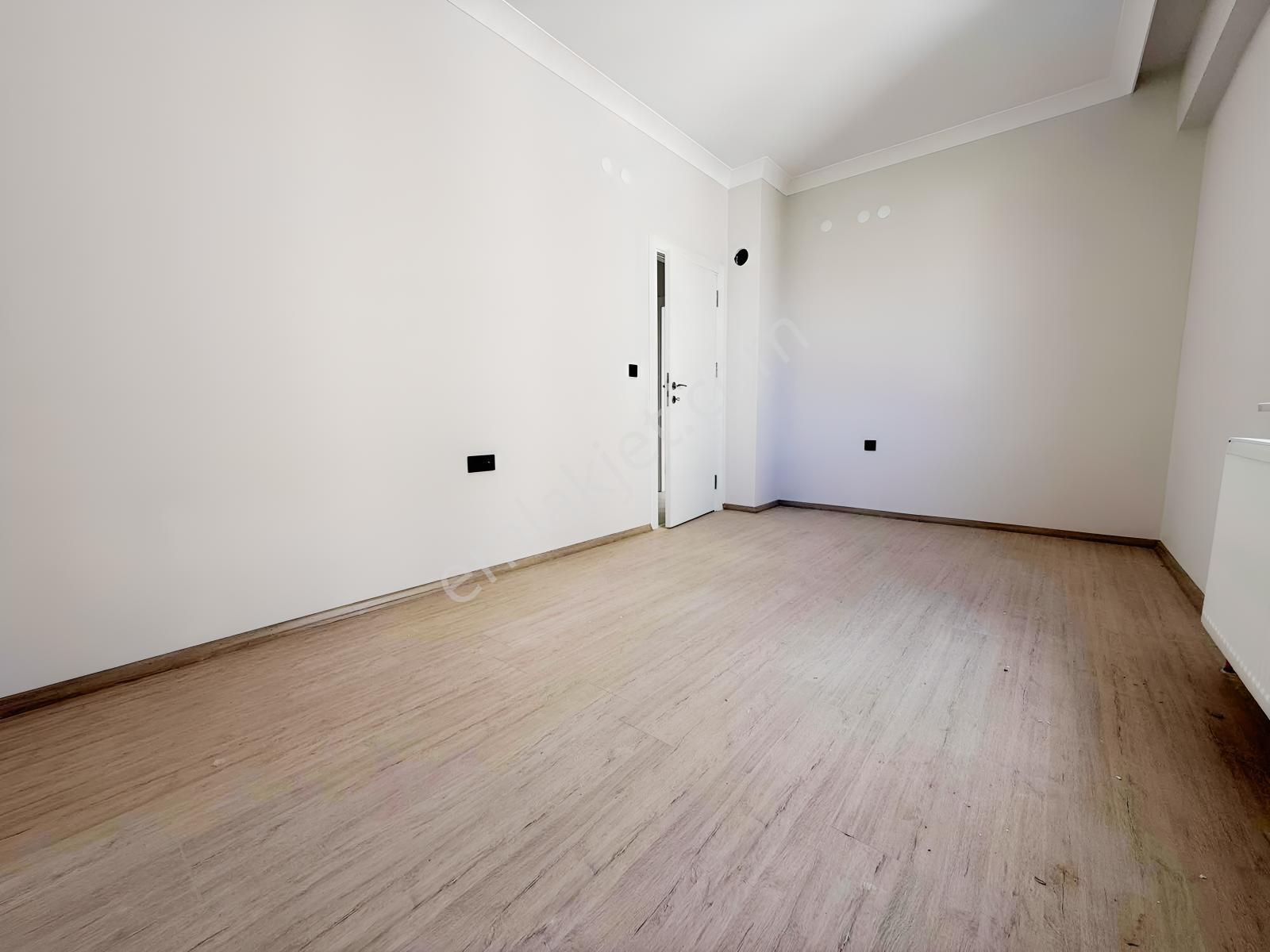 Bahçeli Evlerde Satılık 3+1 Uygun Daire — fotoğraf 18