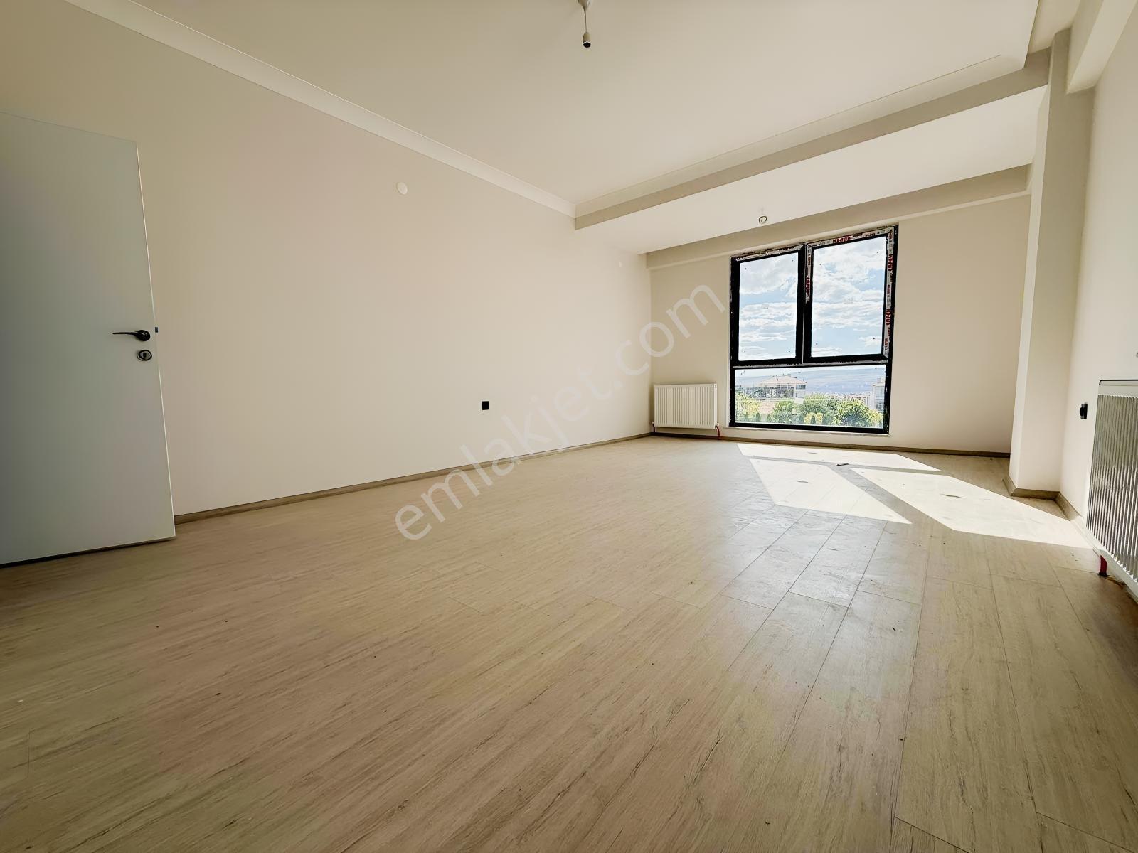 Bahçeli Evlerde Satılık 3+1 Uygun Daire — fotoğraf 21