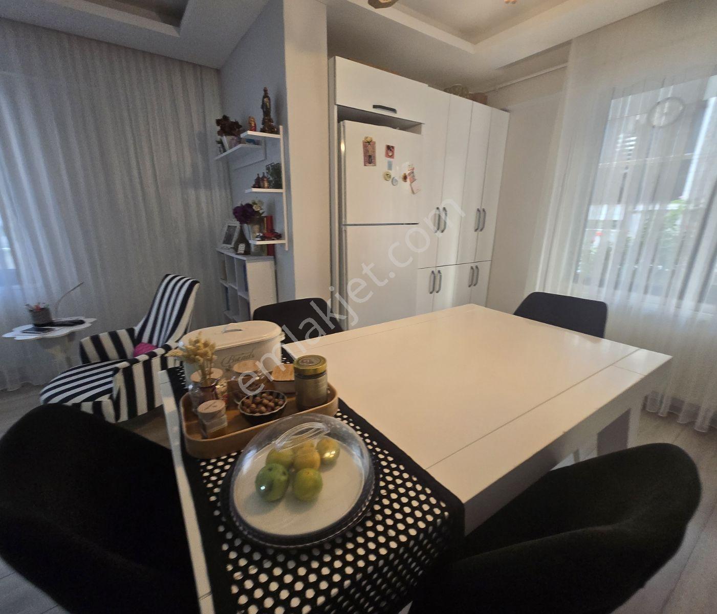 Kartal Gayrimenkulden Satılık 2+1 Fırsat Daire. — fotoğraf 4