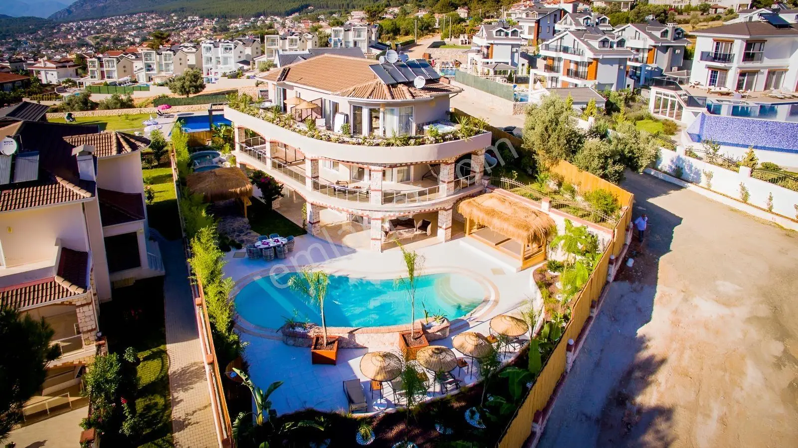 Remax'Tan- Fethiye Ovacık'Ta, Deniz Manzaralı 4+1 Müstakil Villa