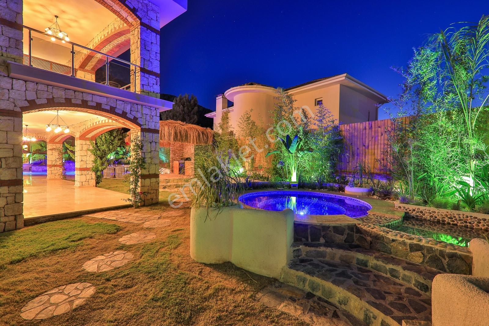 Remax'tan- Fethiye Ovacık'ta, Deniz Manzaralı 4+1 Müstakil Villa — fotoğraf 8